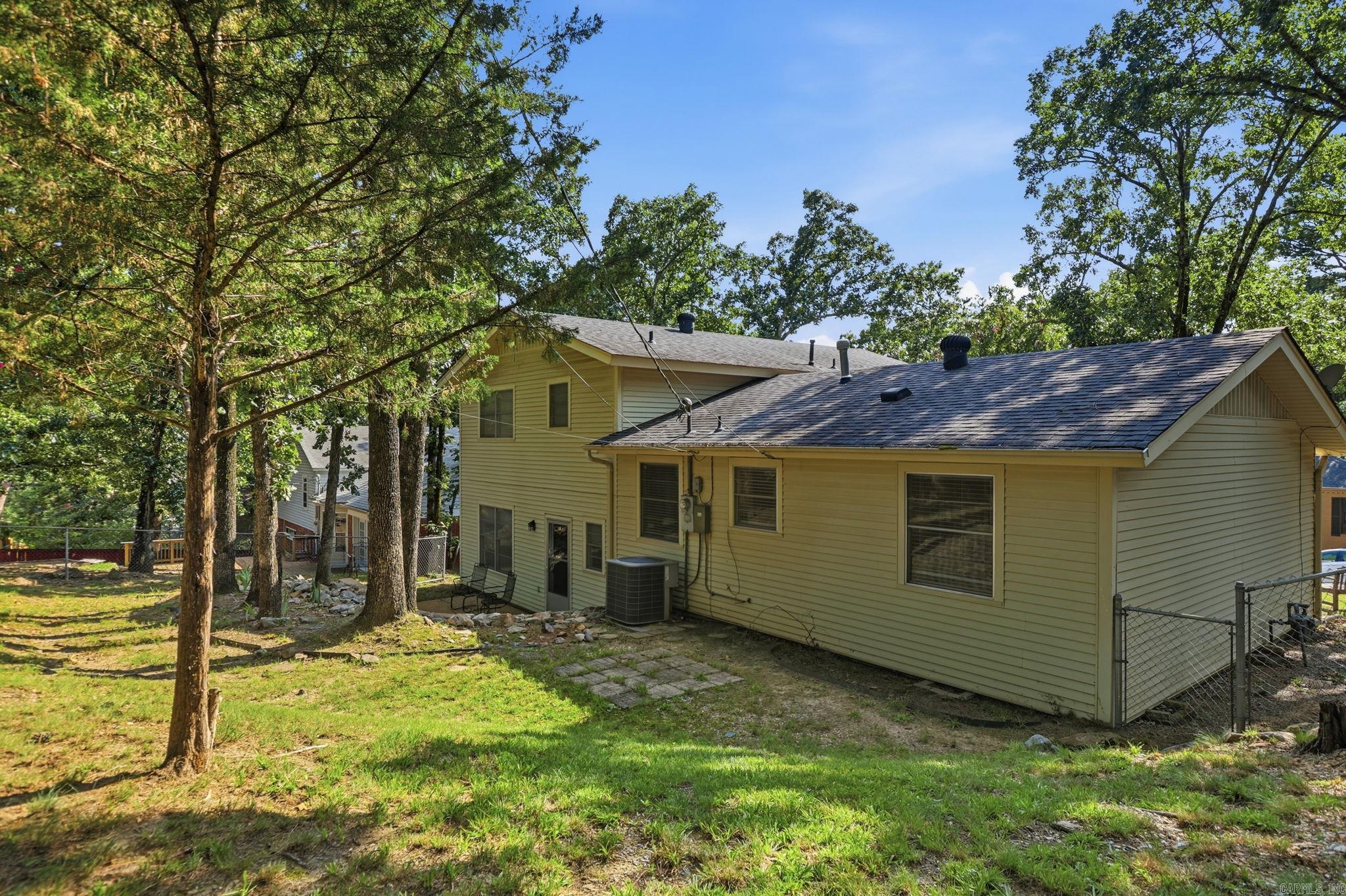1805 Alberta Drive Property Photo 36