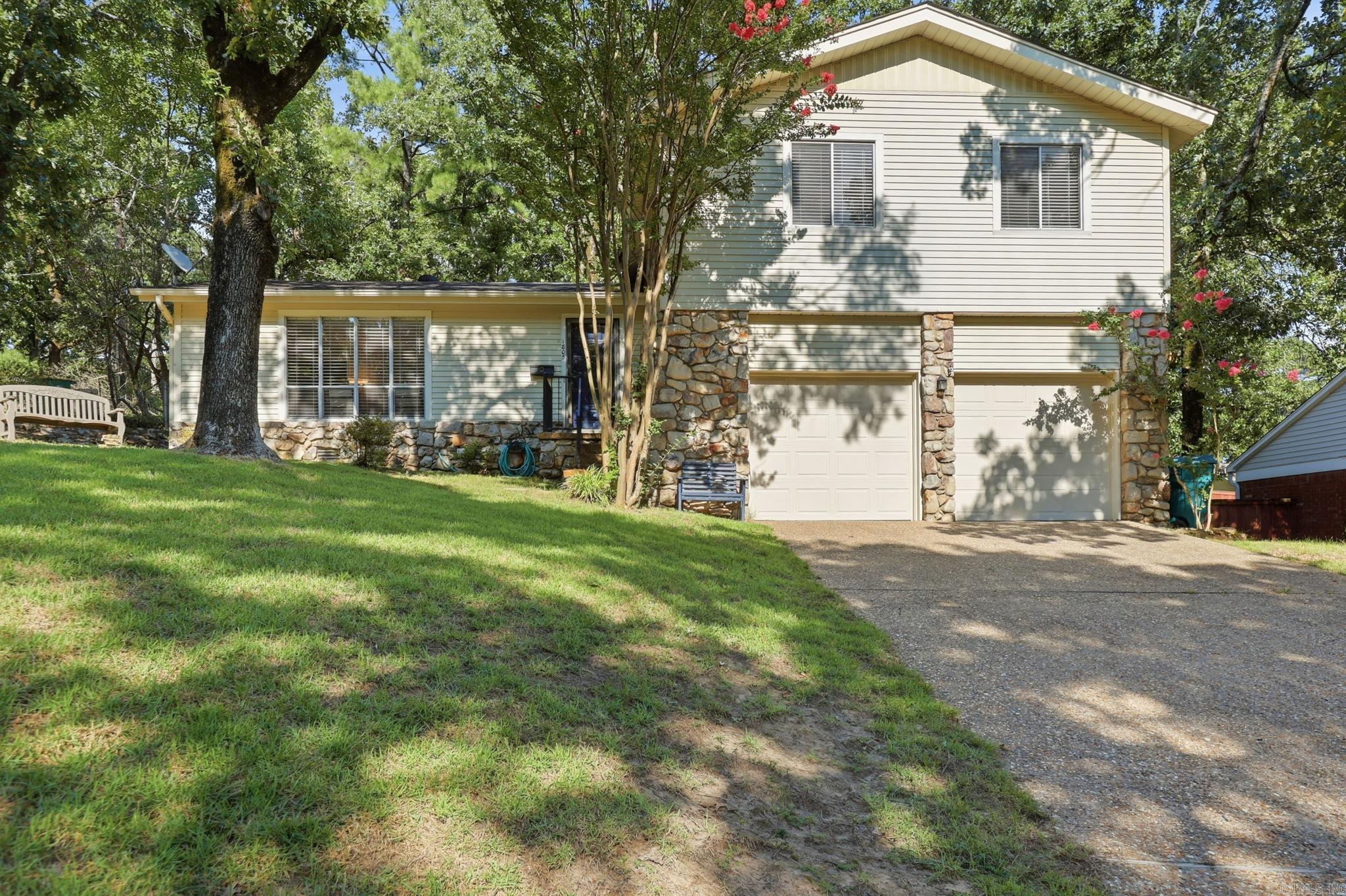 1805 Alberta Drive Property Photo 42
