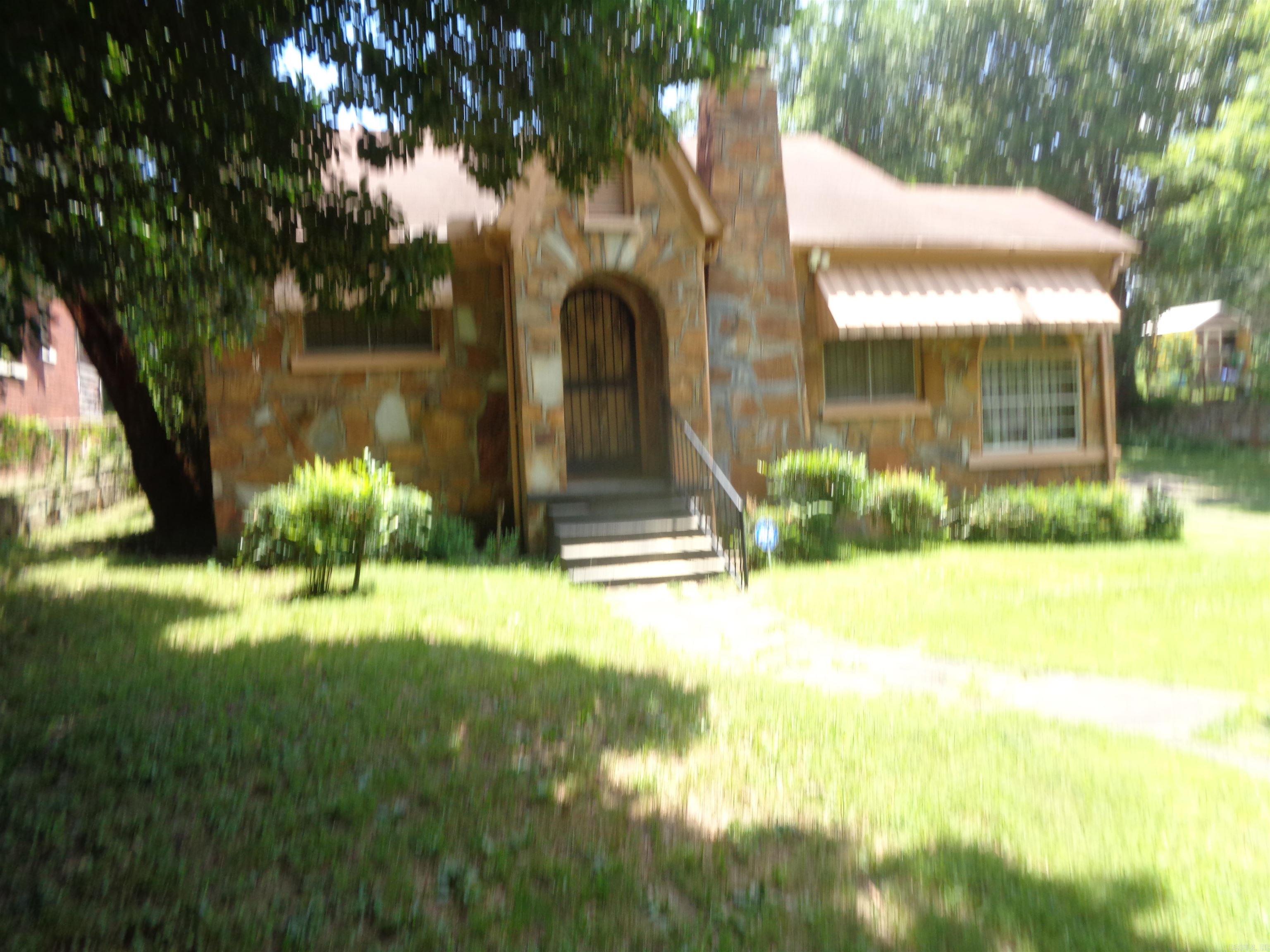 3015 Battery Street Property Photo 5