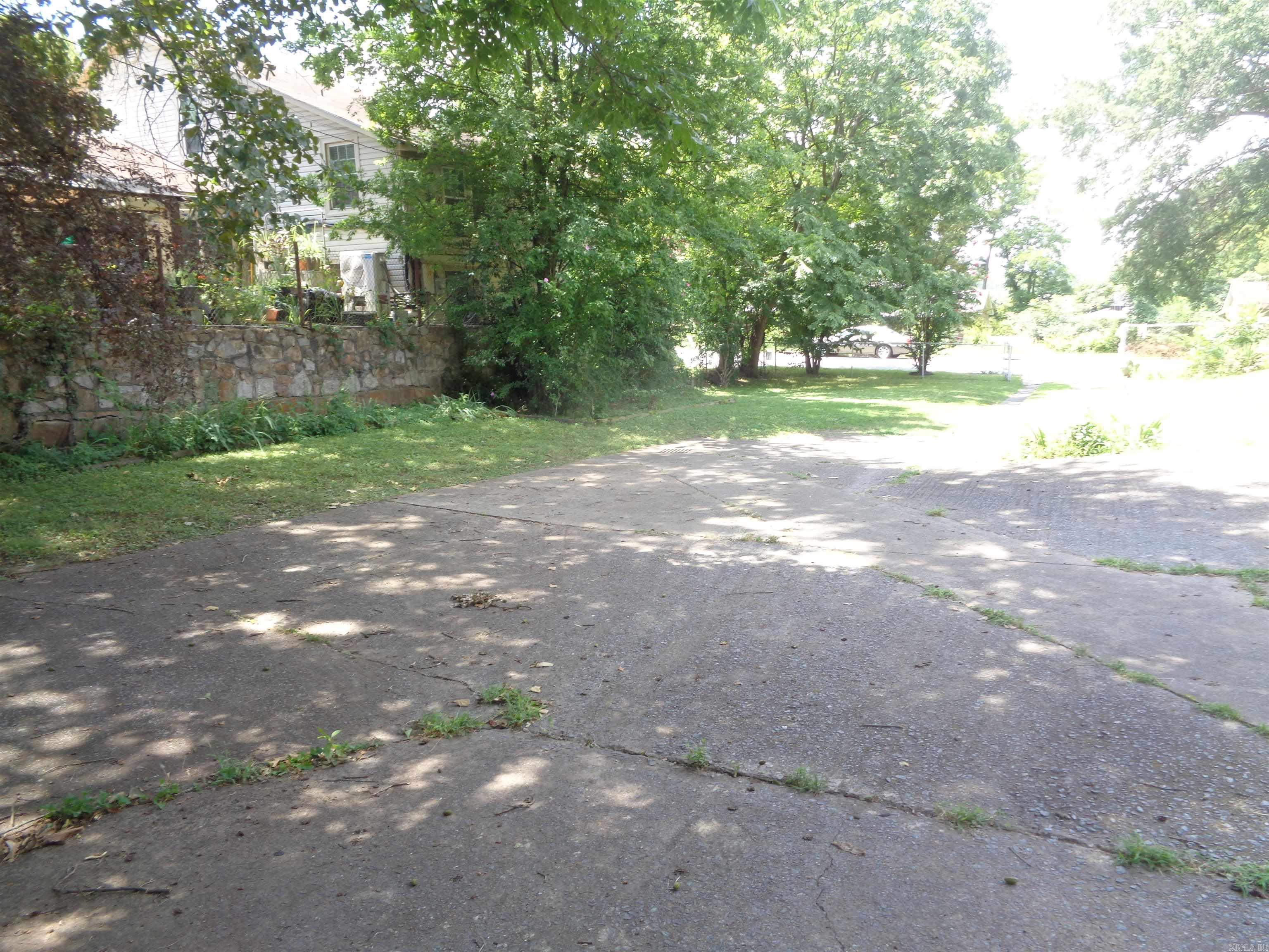 3015 Battery Street Property Photo 12