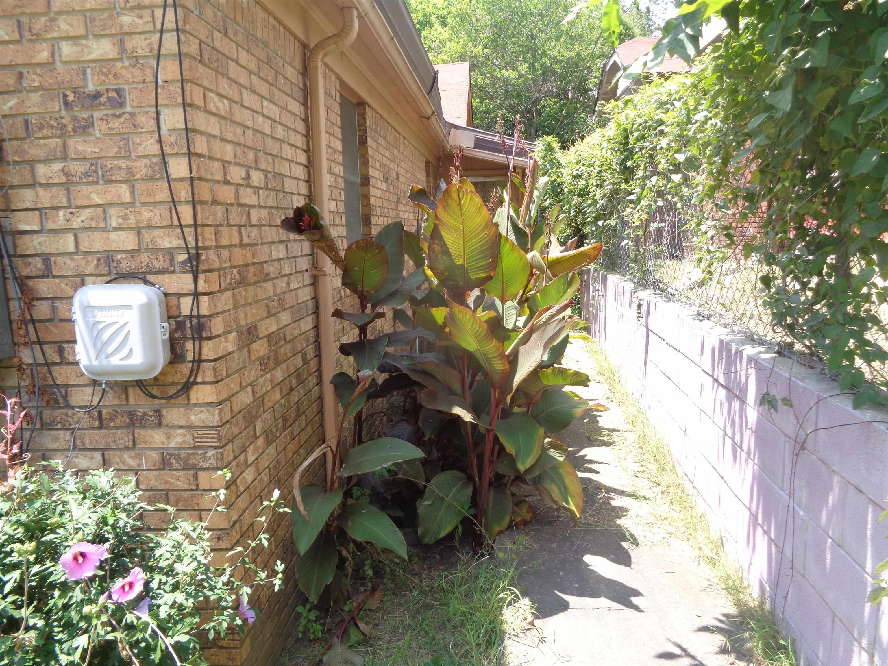 3015 Battery Street Property Photo 13