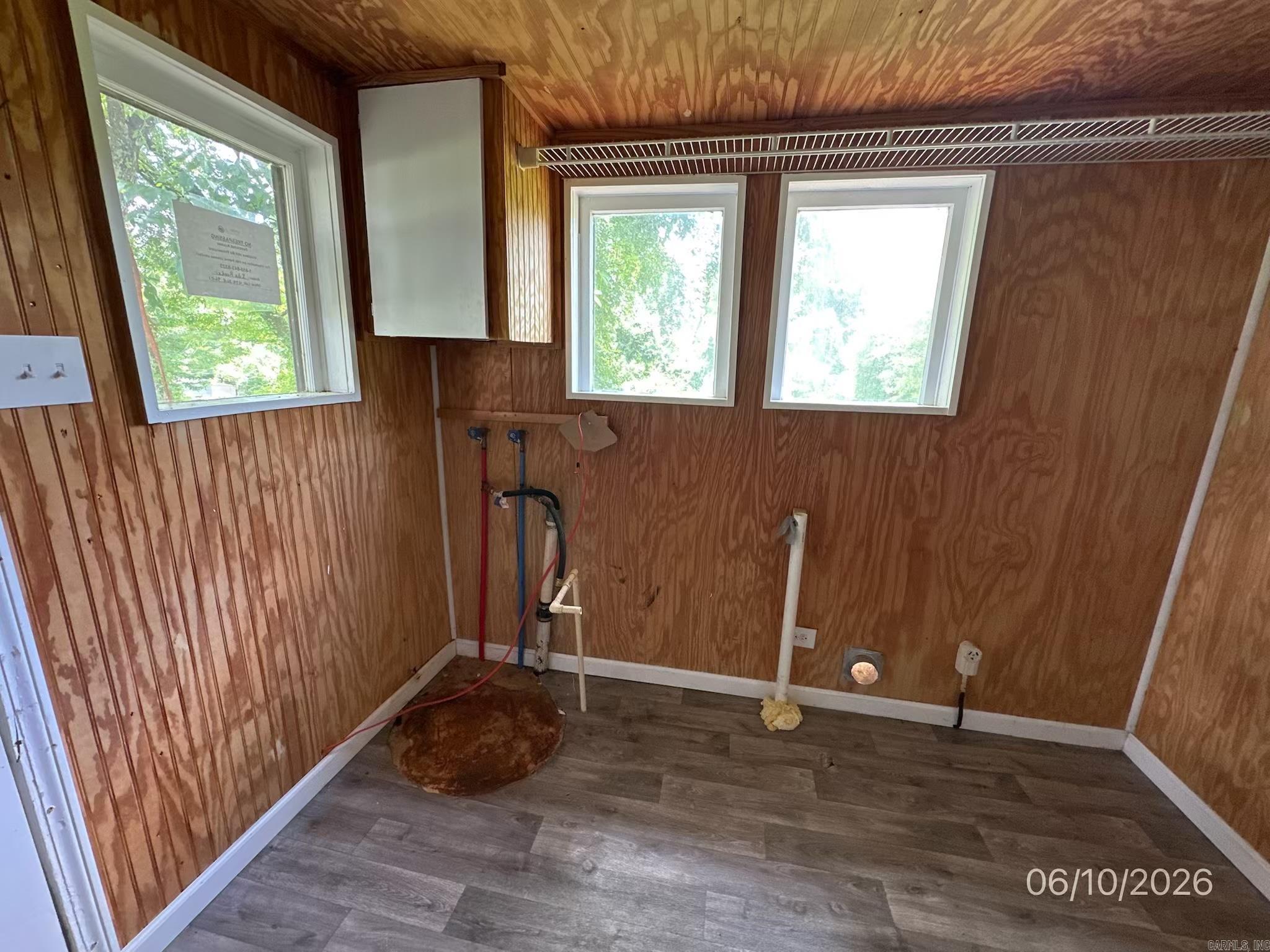 7512 Highway 103 Property Photo 17