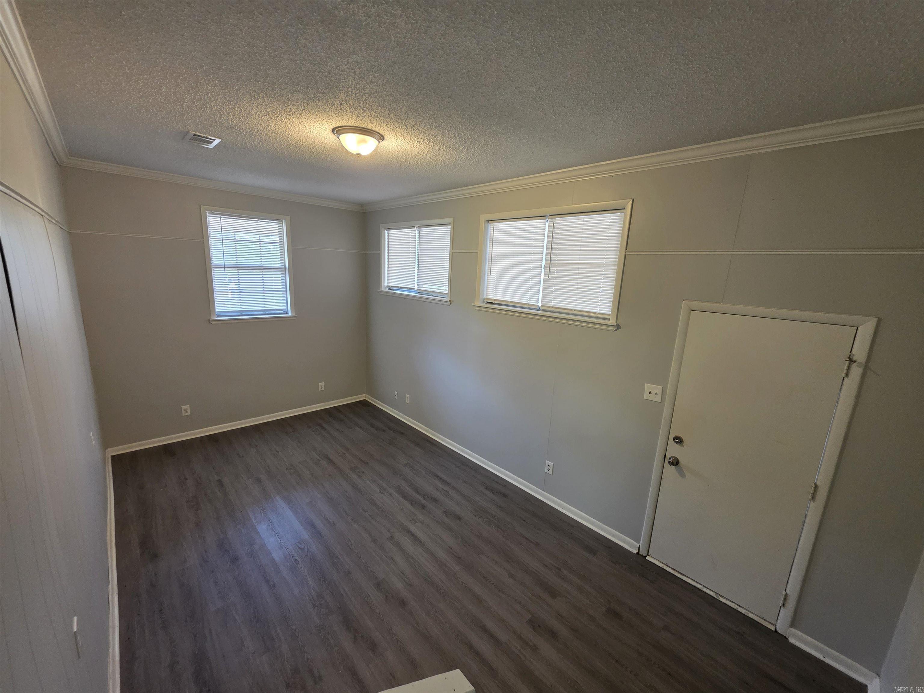 33 Sagewood Court Property Photo 8