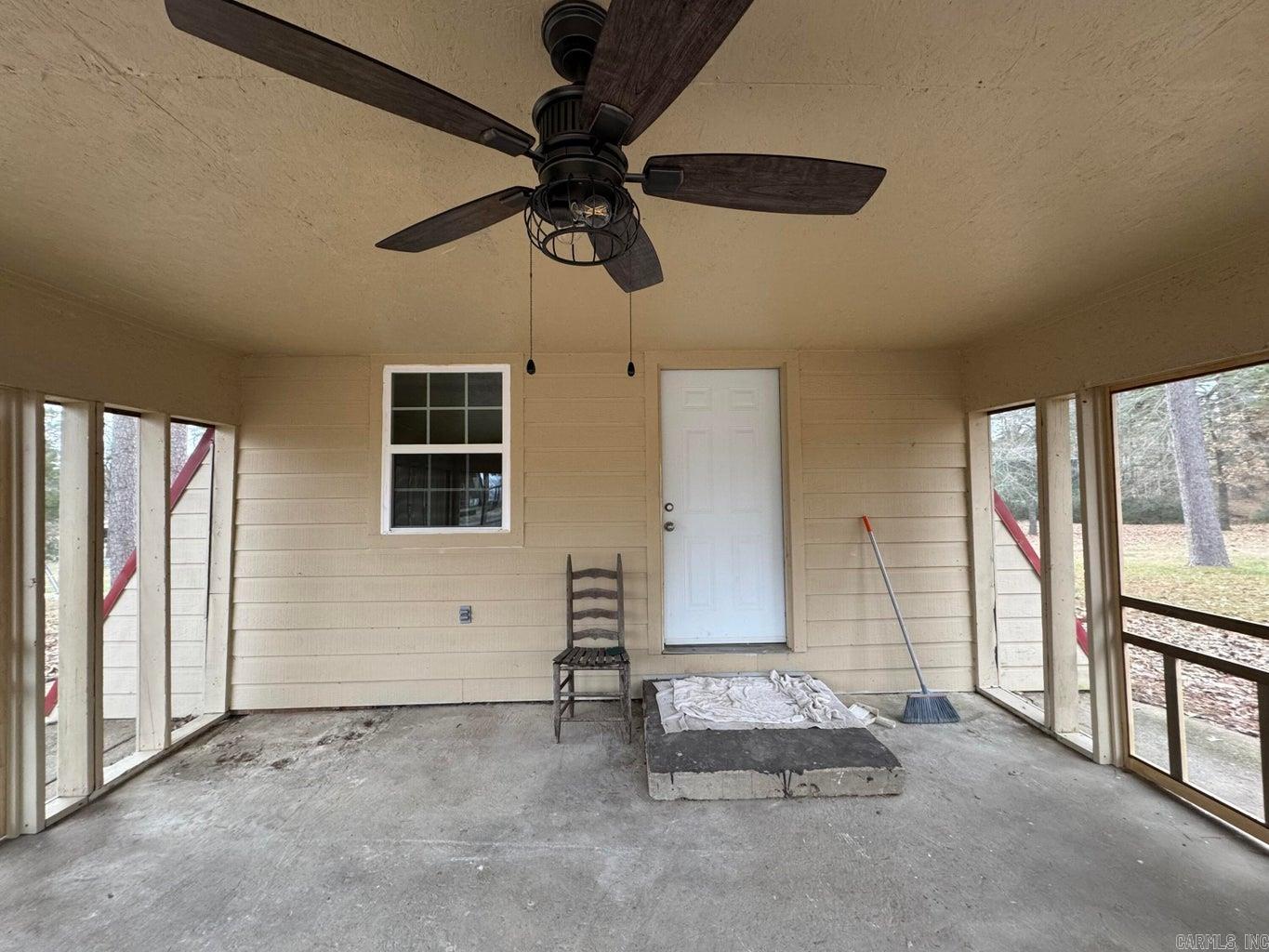 68 Park Circle Property Photo 6