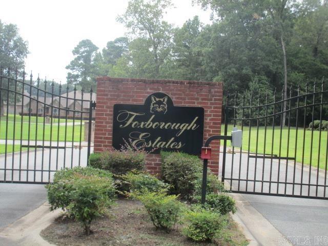 2405 Foxborough Cove