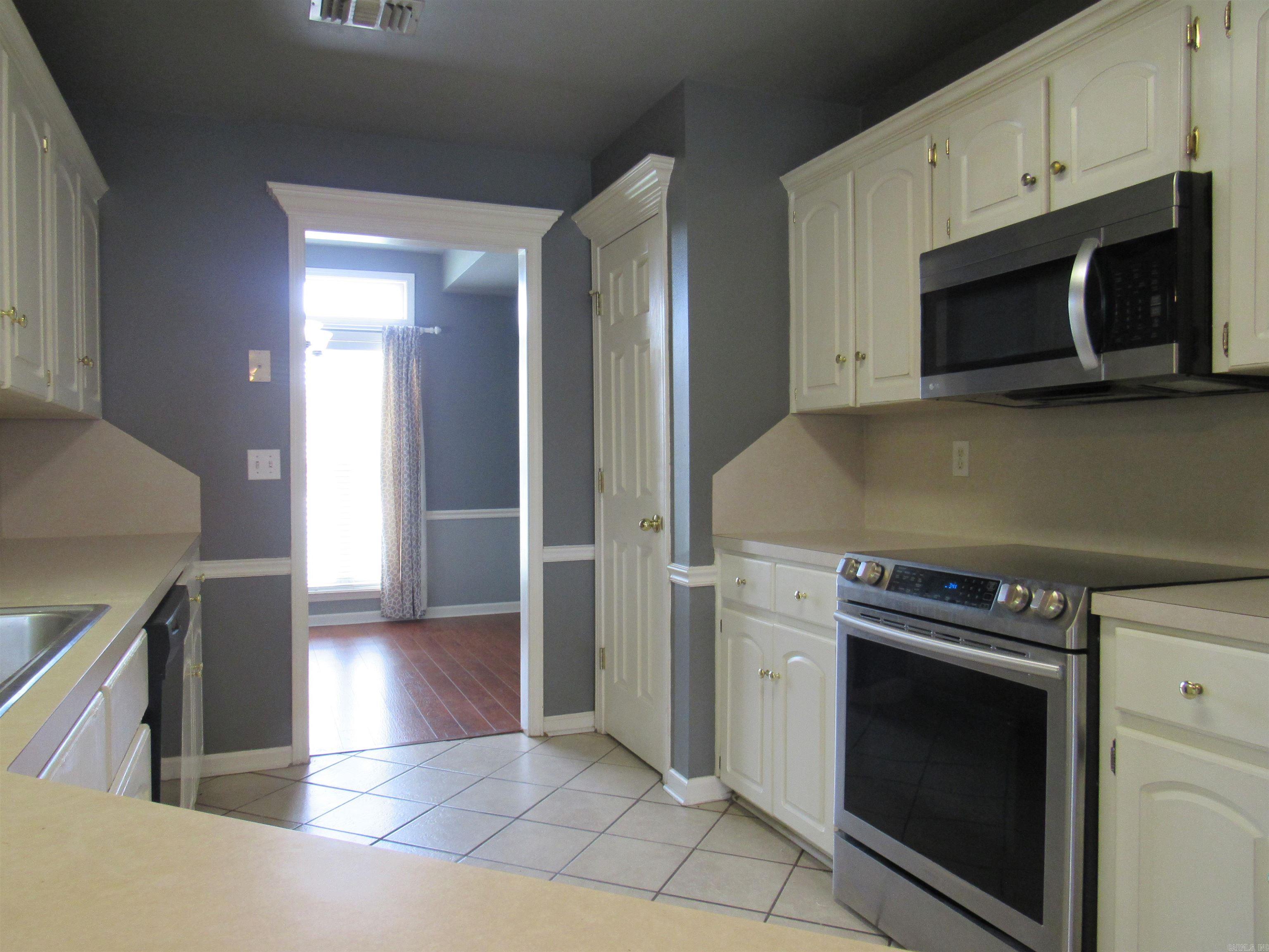16 Emerald Cir Property Photo 14