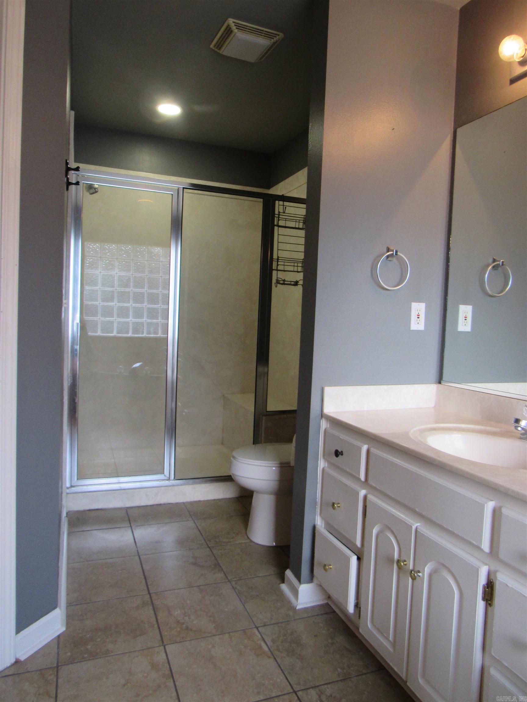 16 Emerald Cir Property Photo 22