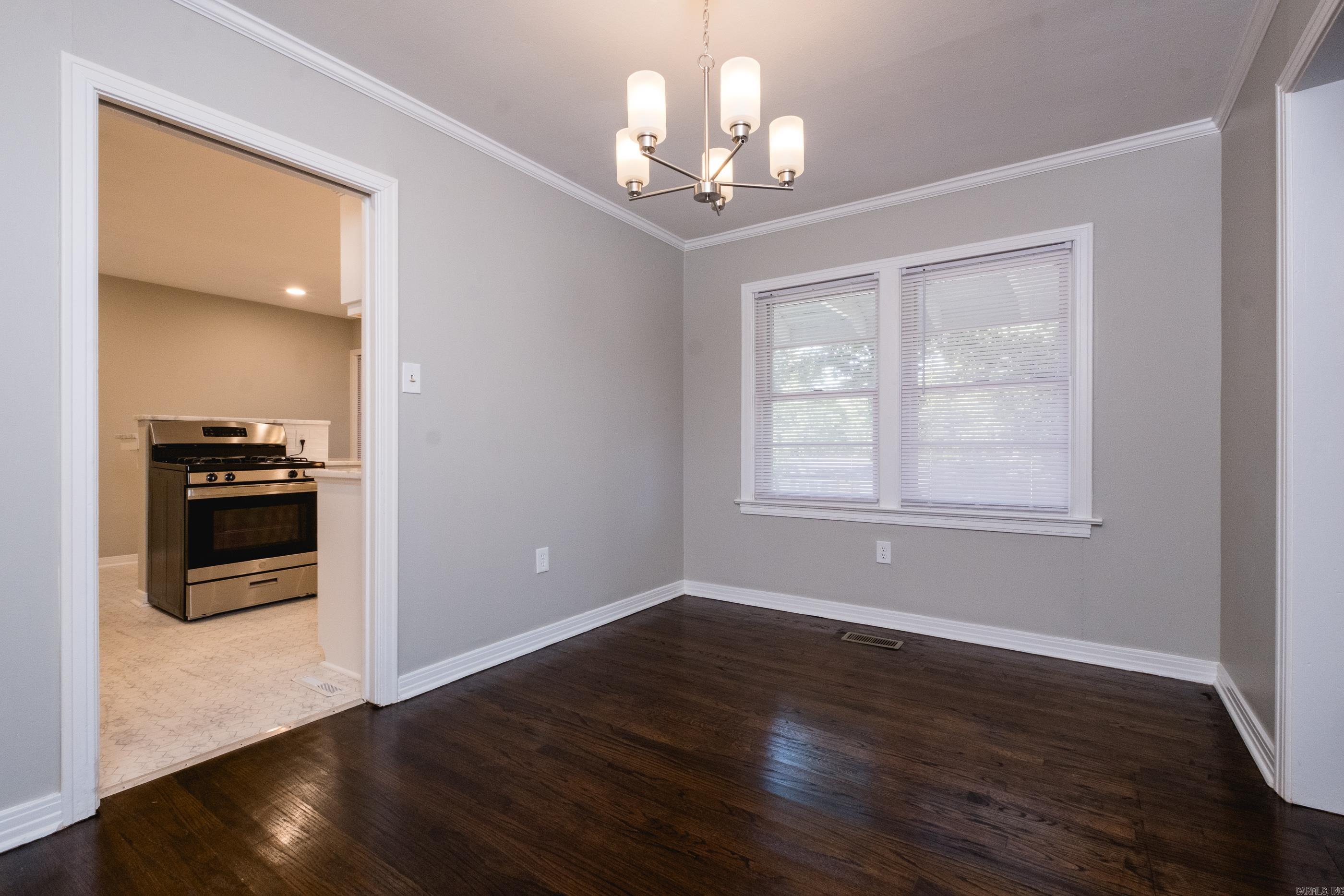 5909 Lee Avenue Property Photo 11