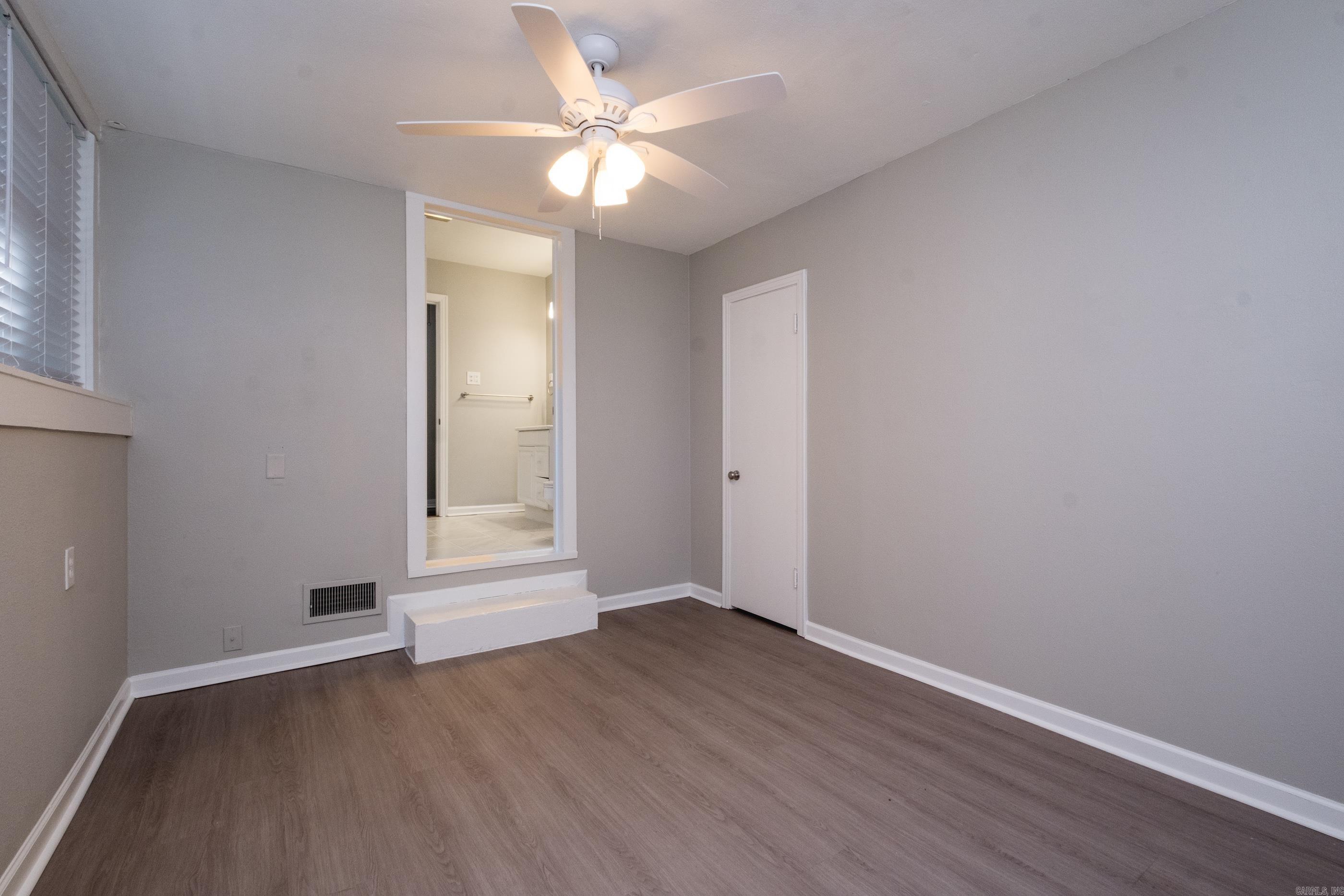 5909 Lee Avenue Property Photo 31