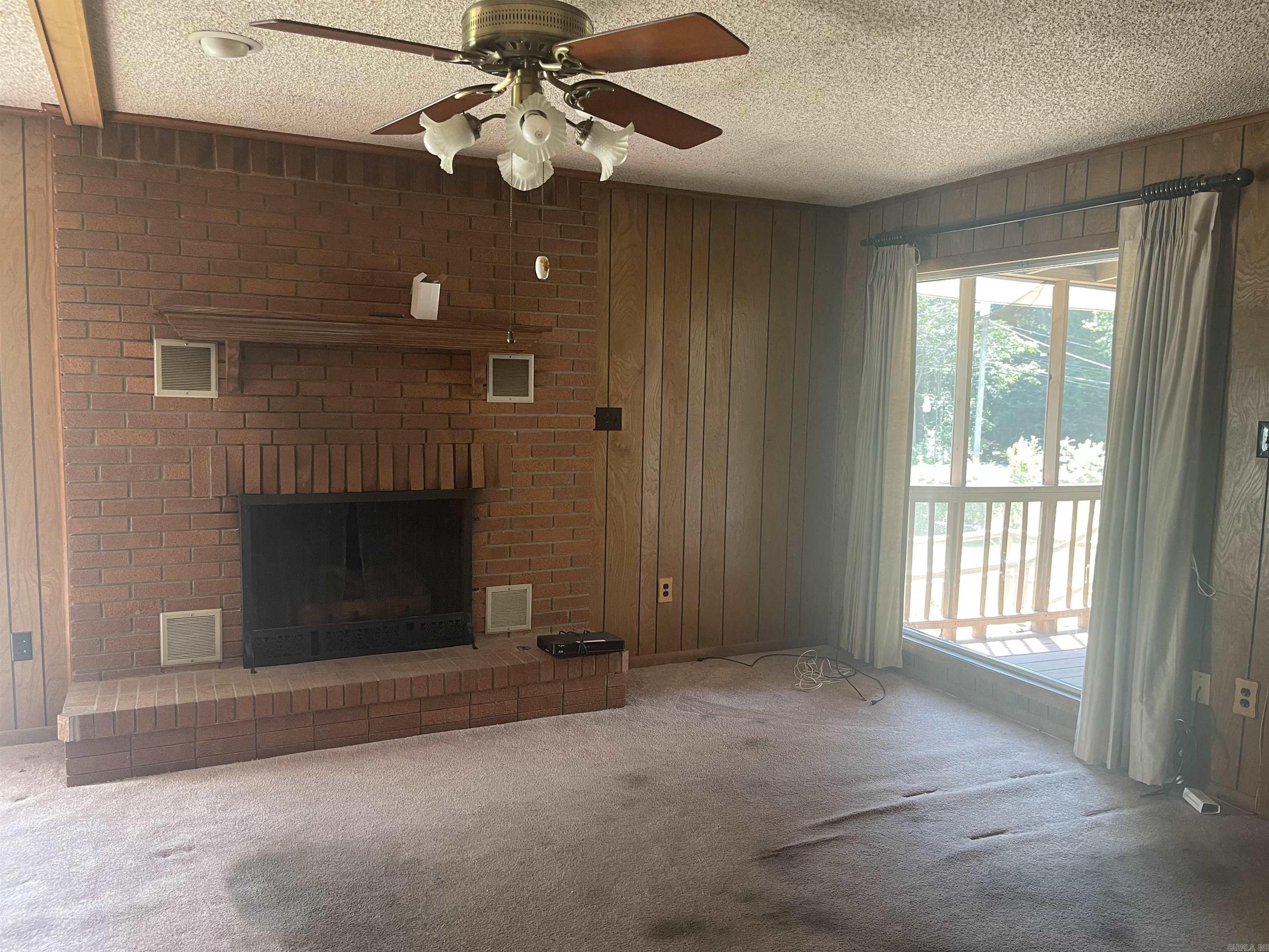 713 Newcomb Drive Property Photo 10