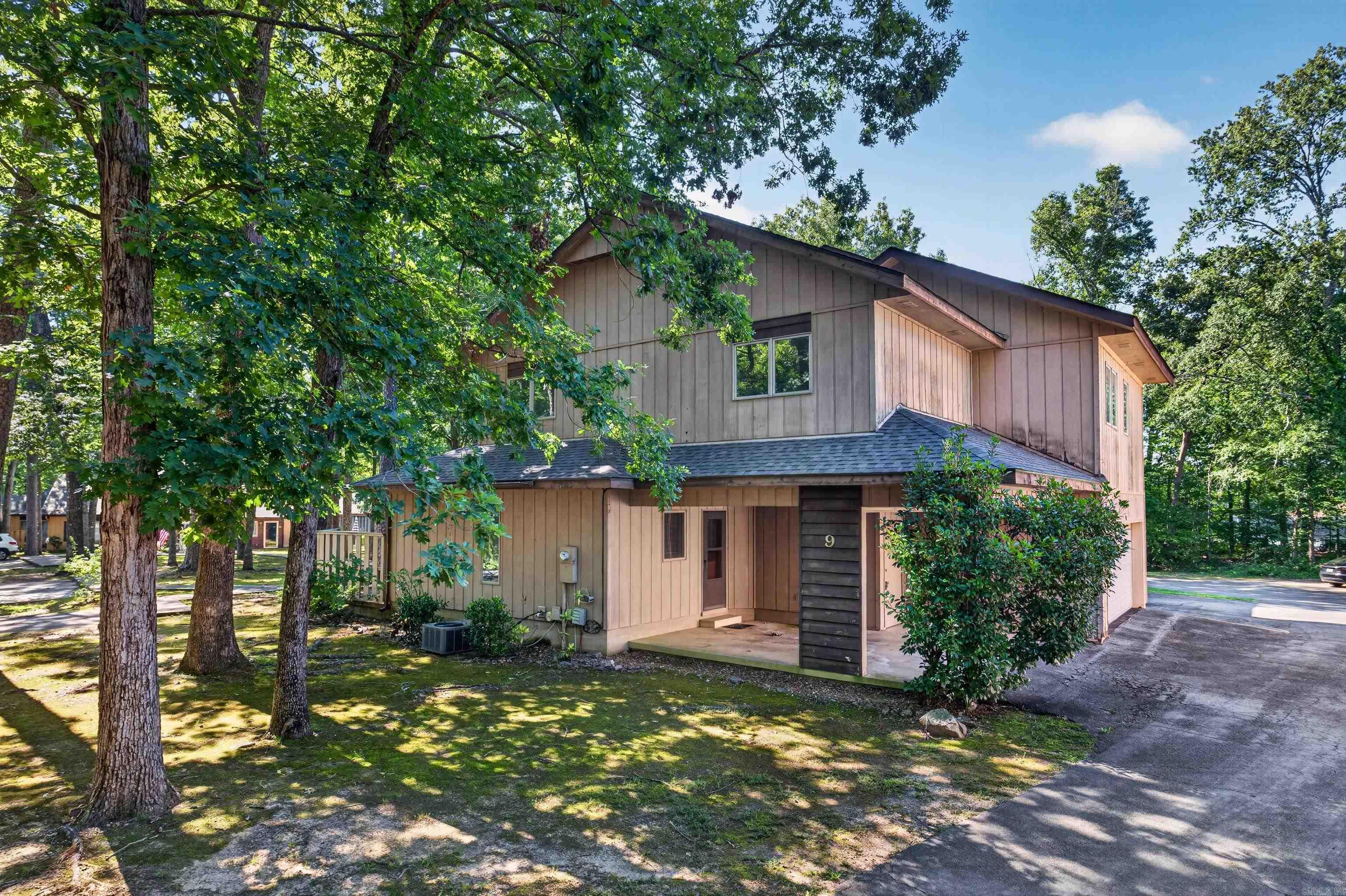 9 Turquesa Place Property Photo 1