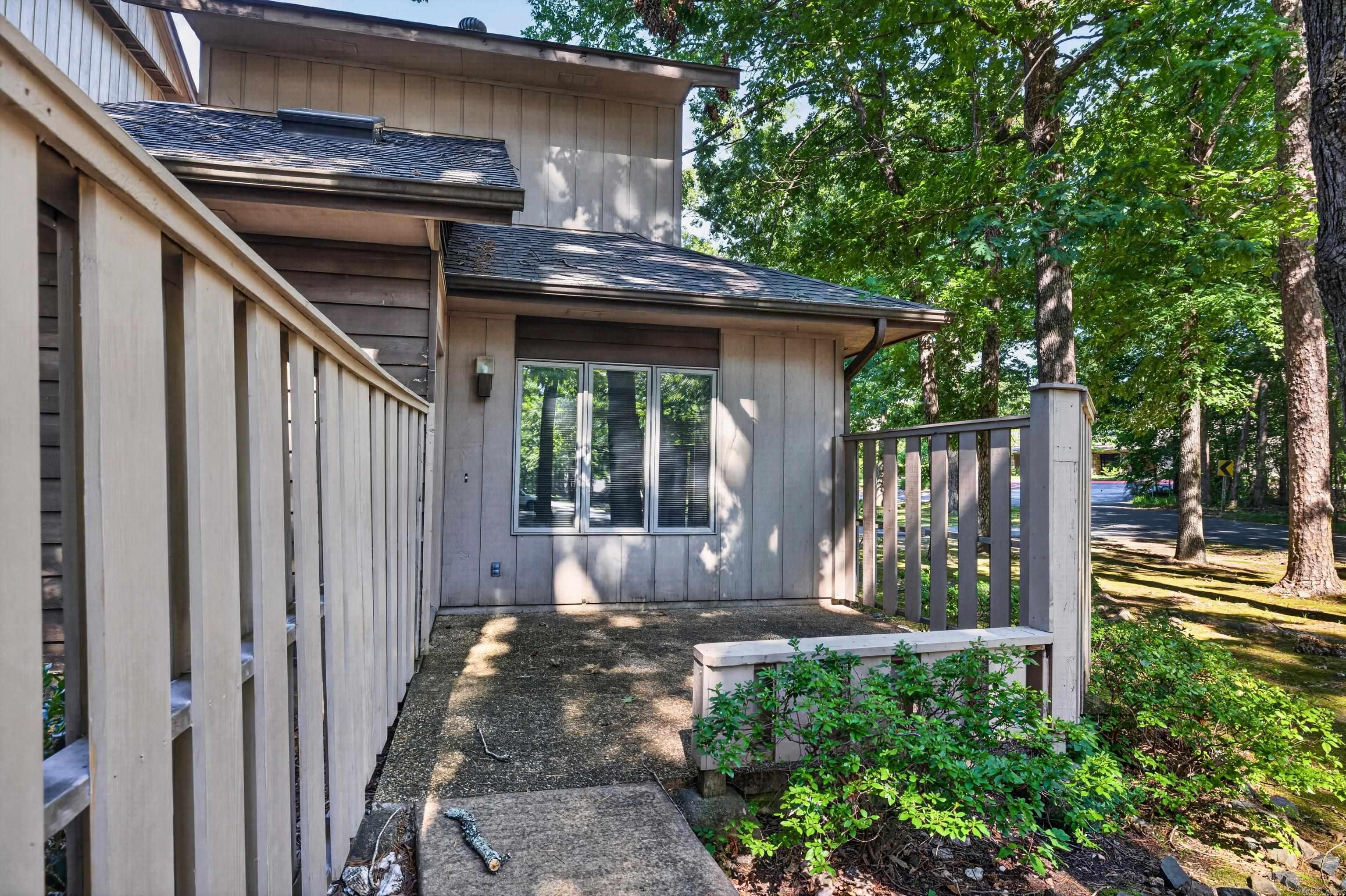 9 Turquesa Place Property Photo 3