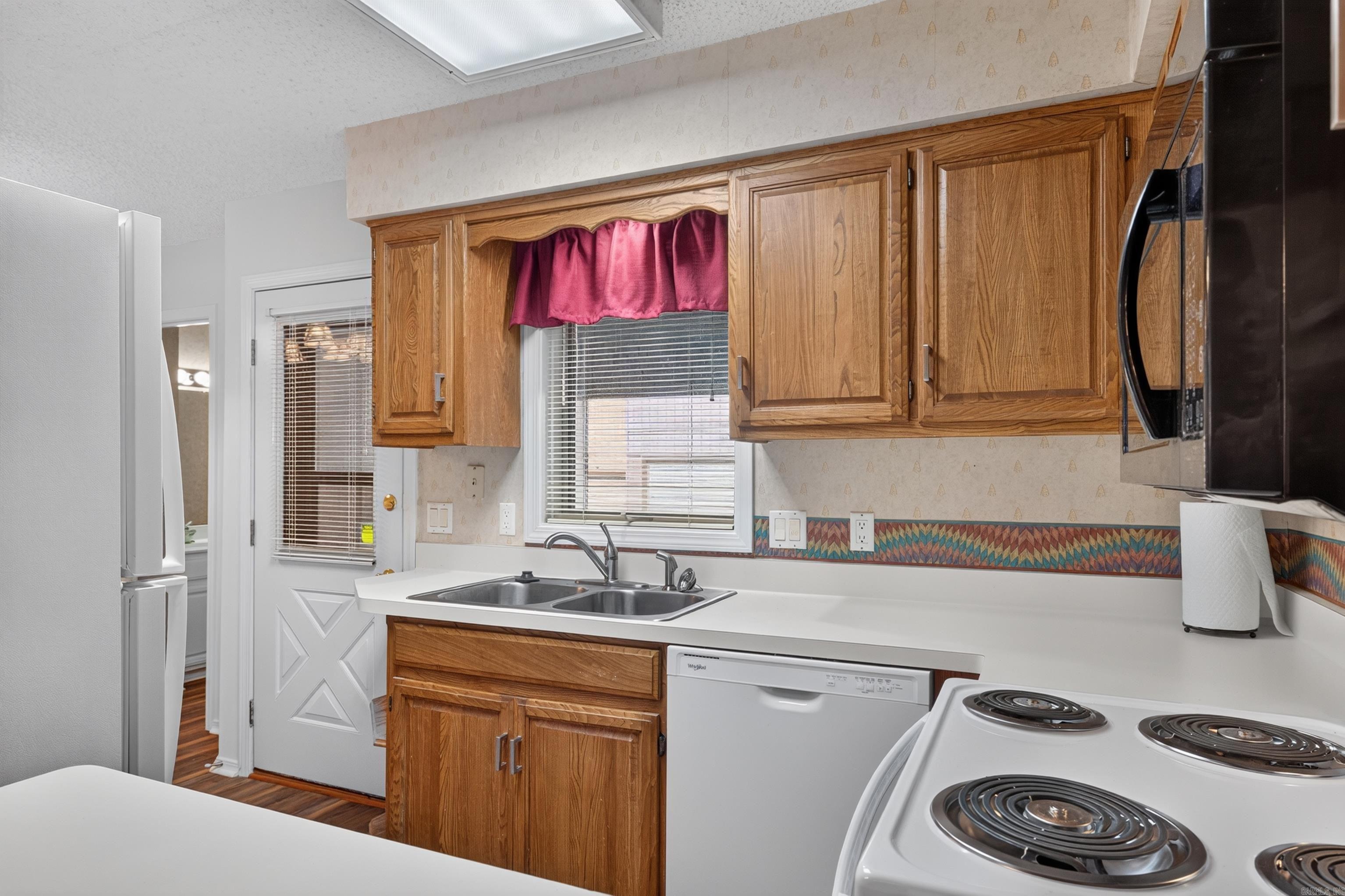 9 Turquesa Place Property Photo 8