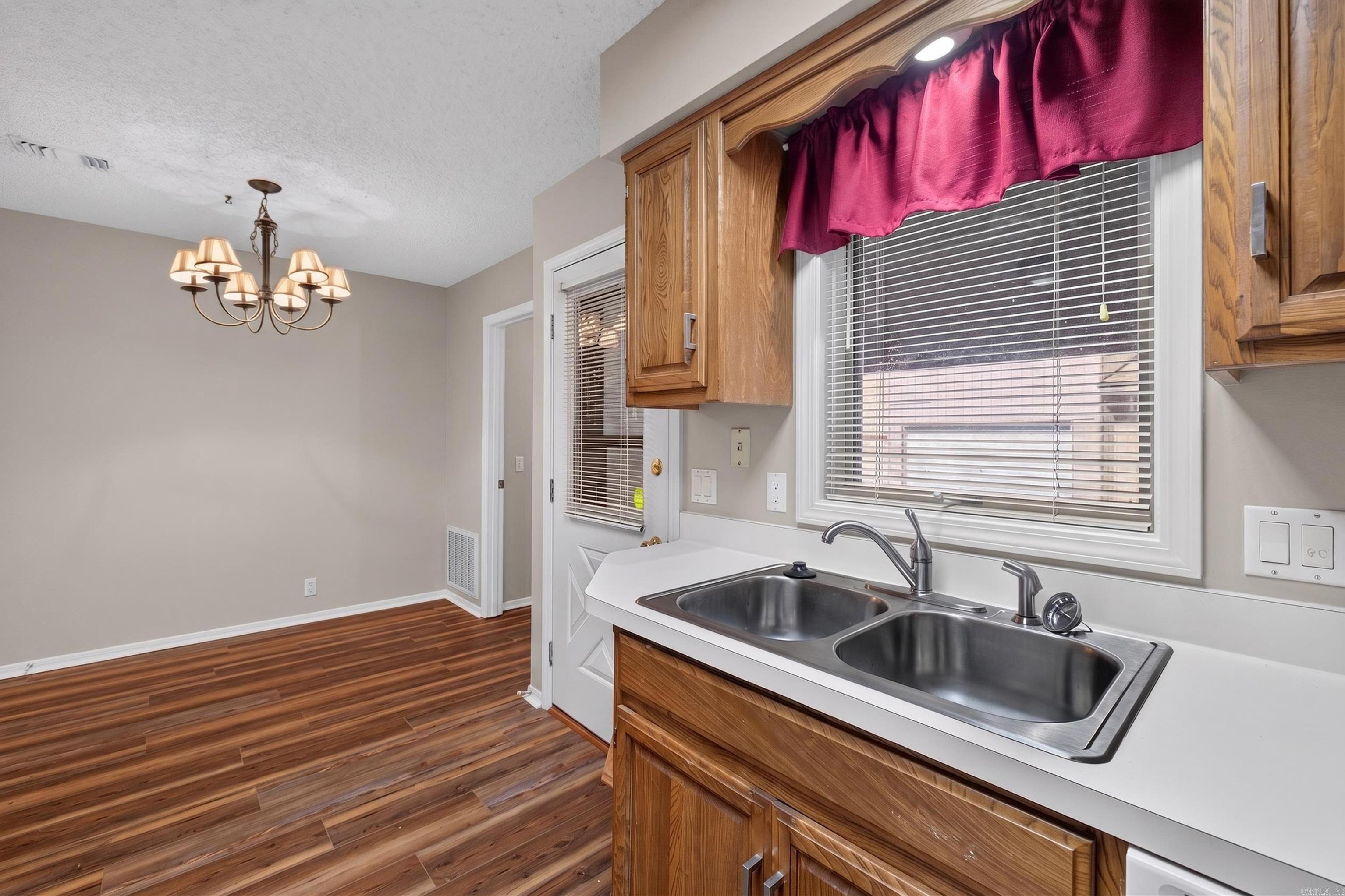 9 Turquesa Place Property Photo 10