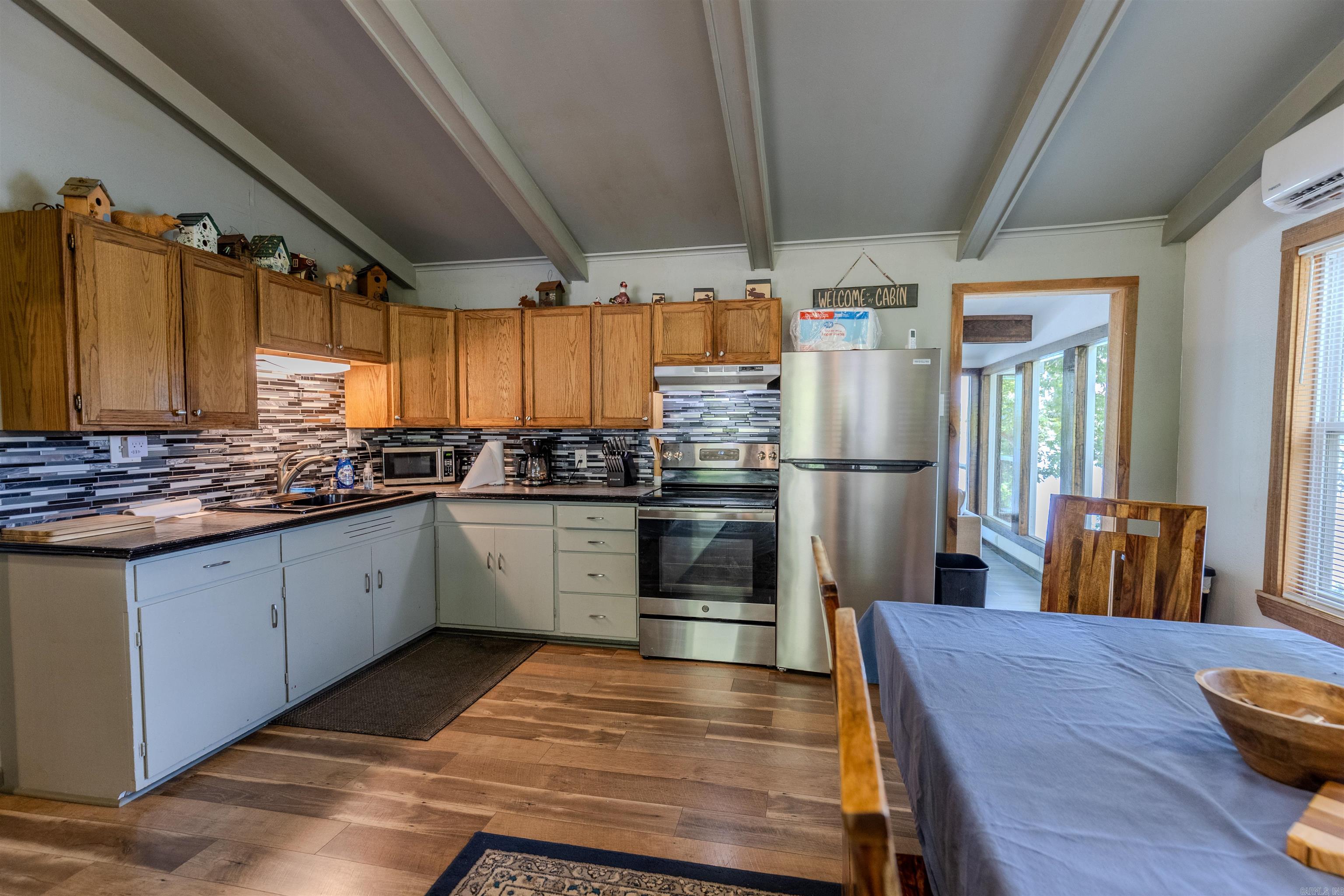 140 Ridge Road Property Photo 6