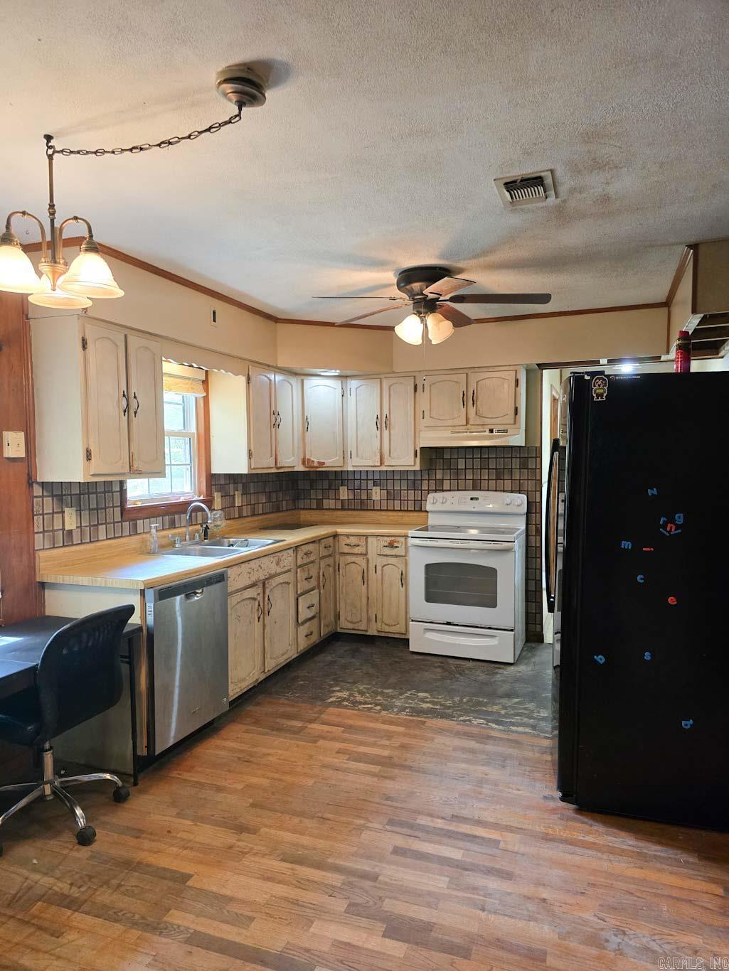 130 Polk Road 30 Property Photo 5