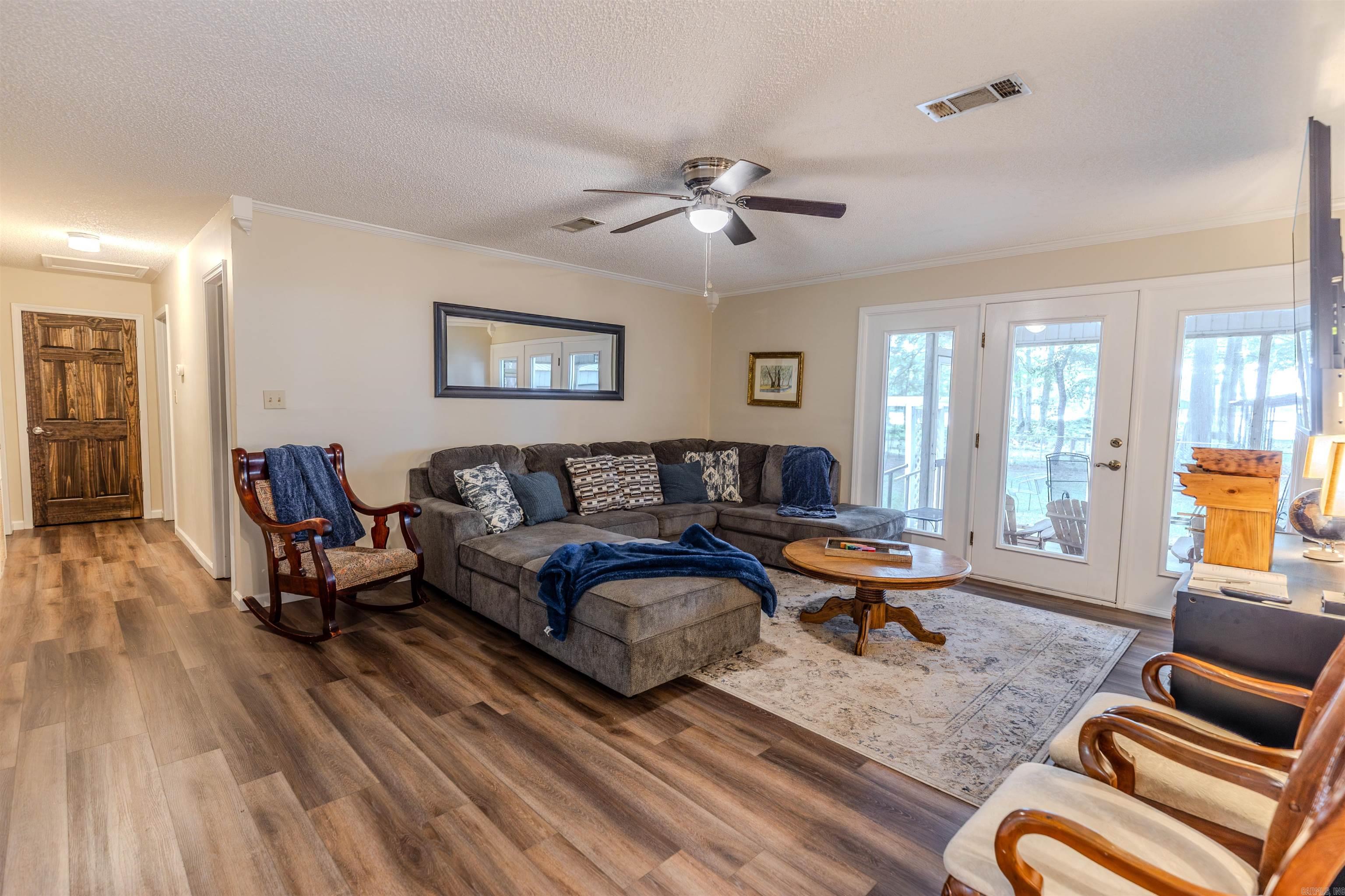 56 Mimosa Circle Property Photo 4