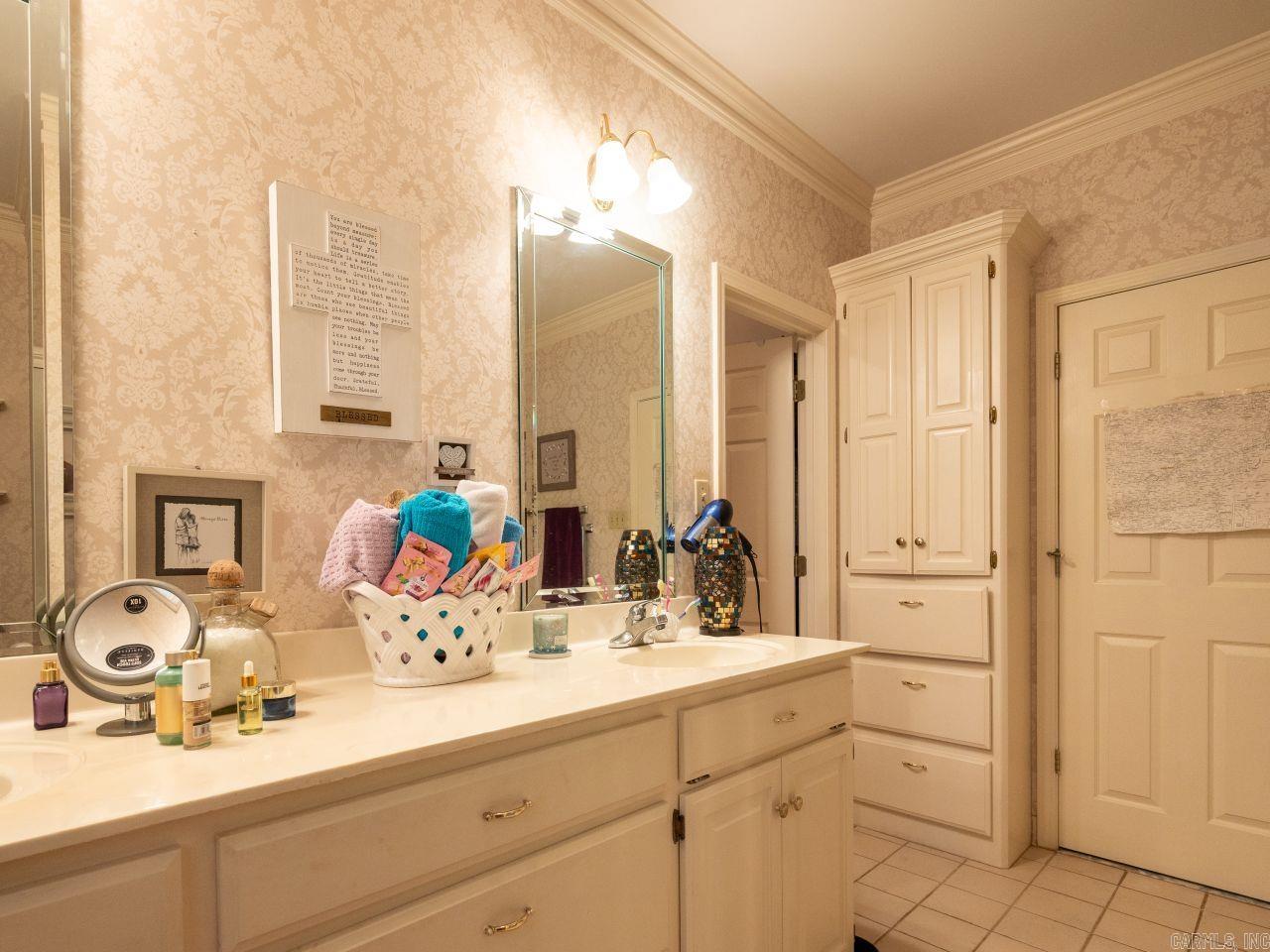 43 Rocky Valley Cove Property Photo 27