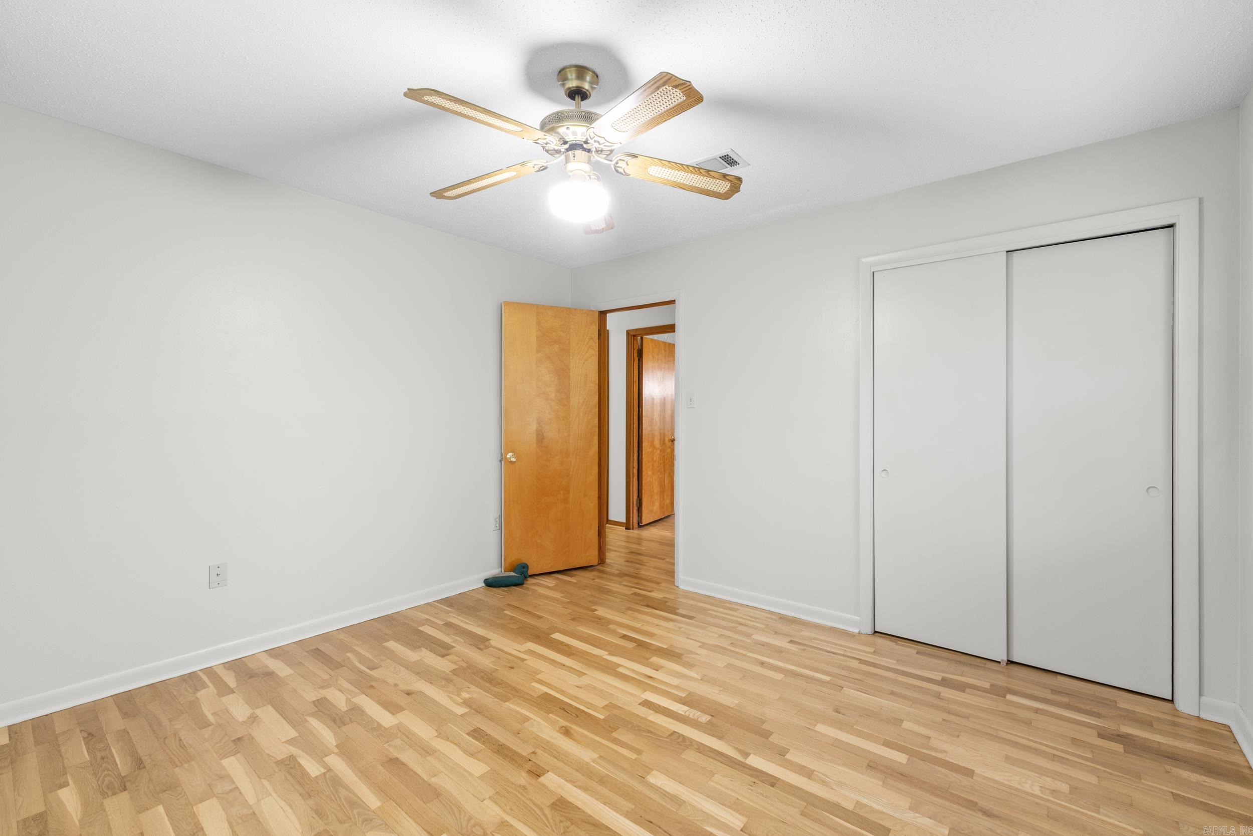 91 E Main Street Property Photo 16