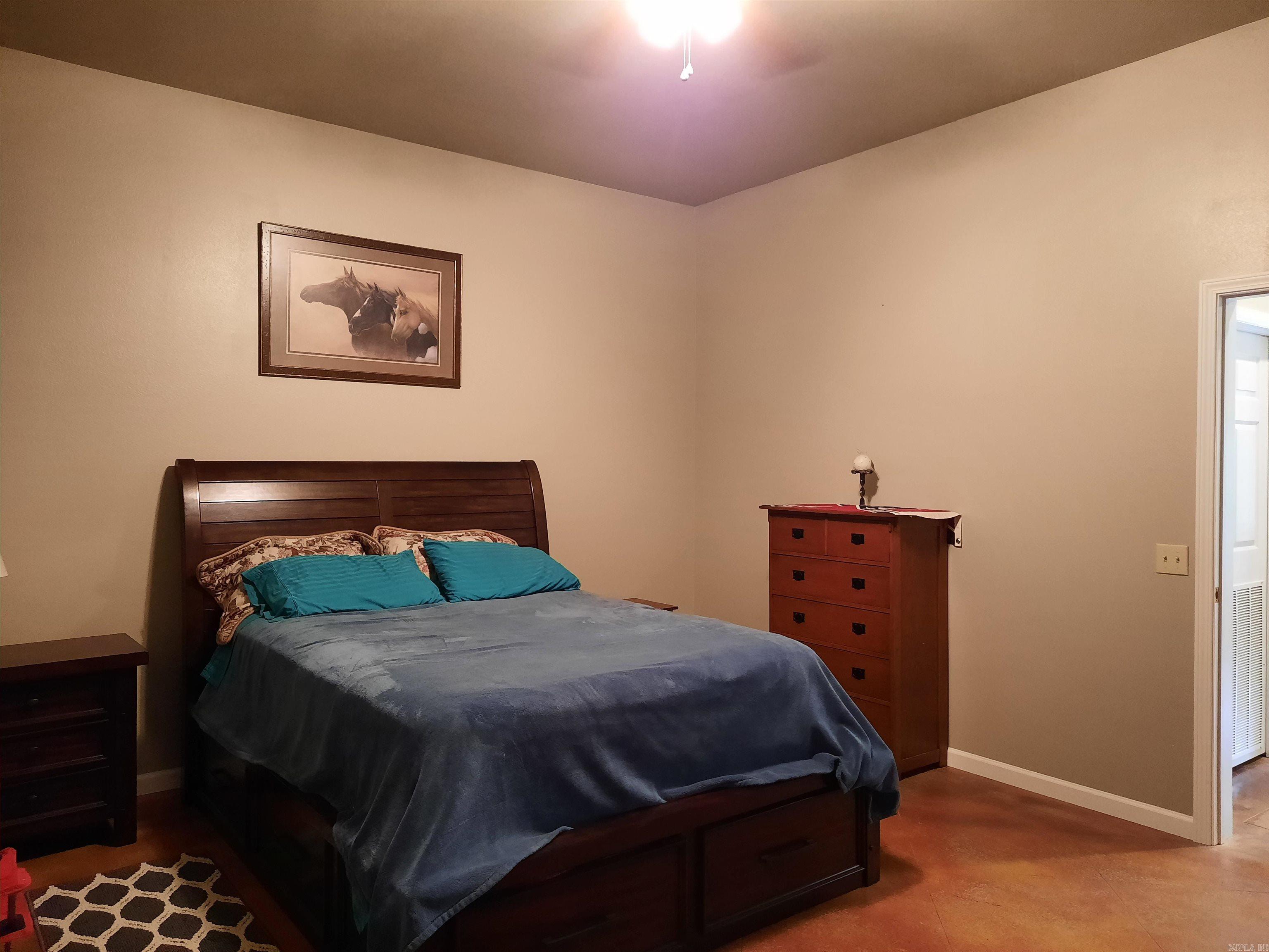 181 Country Charm Property Photo 31