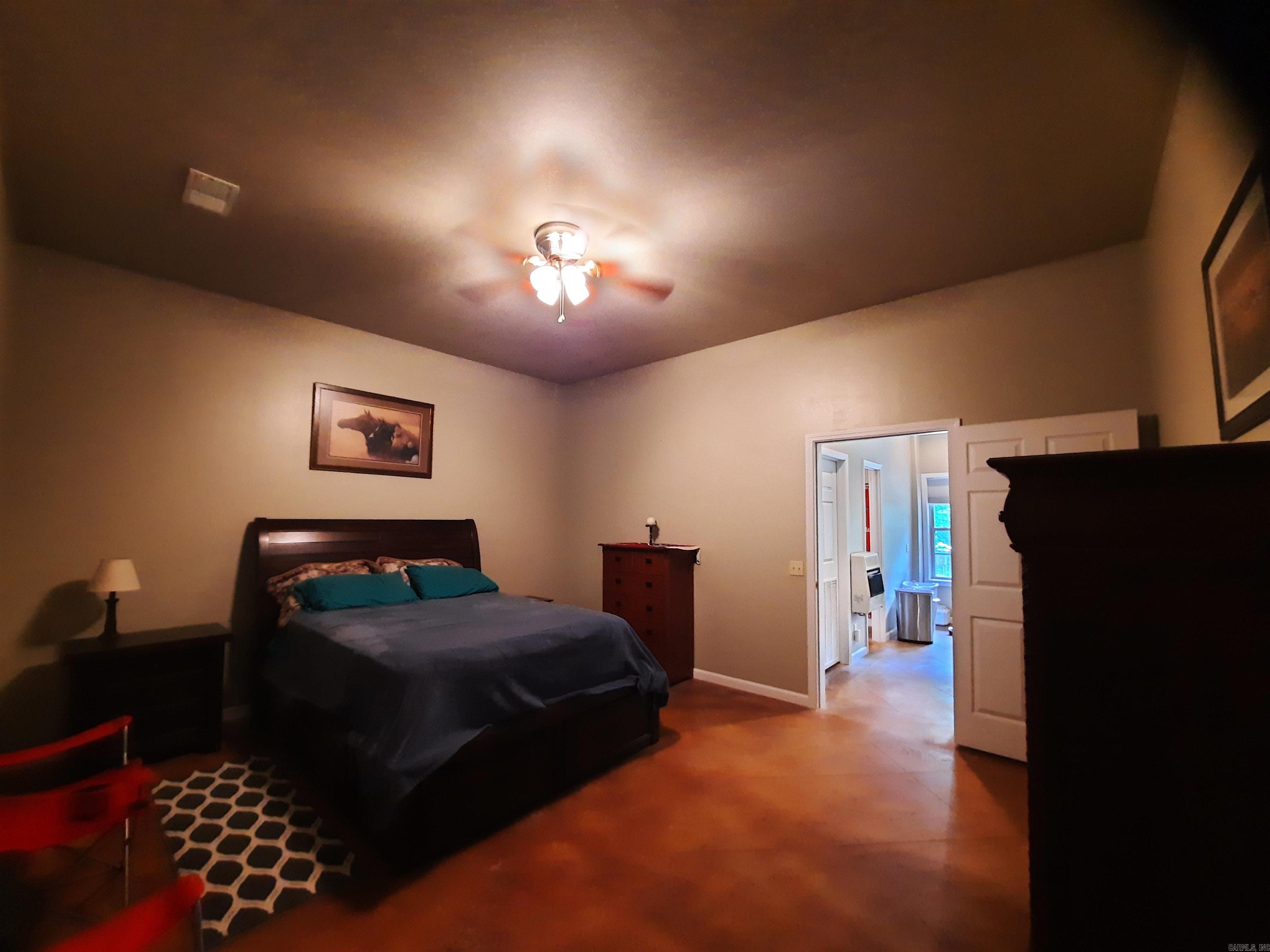 181 Country Charm Property Photo 32