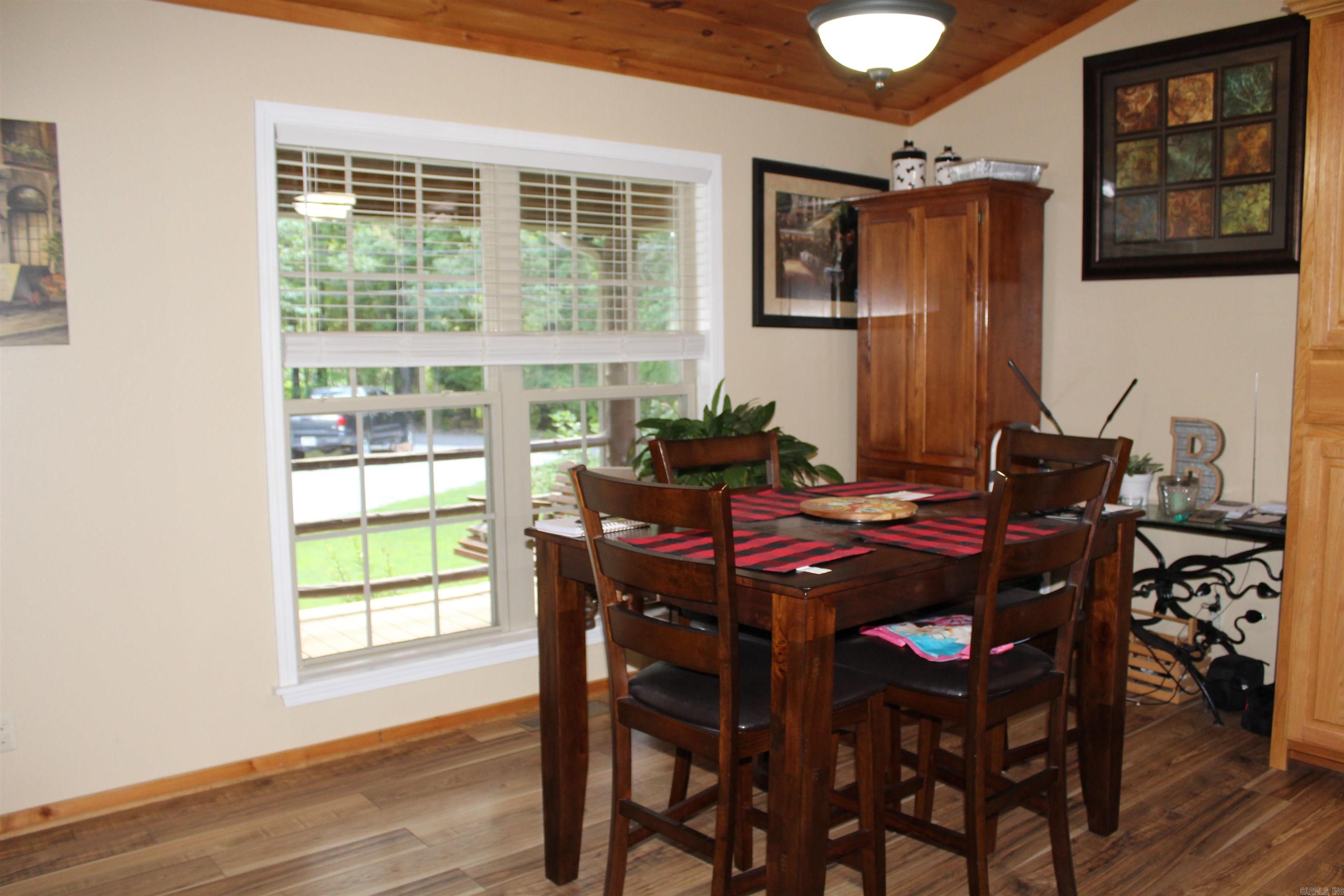 181 Country Charm Property Photo 36