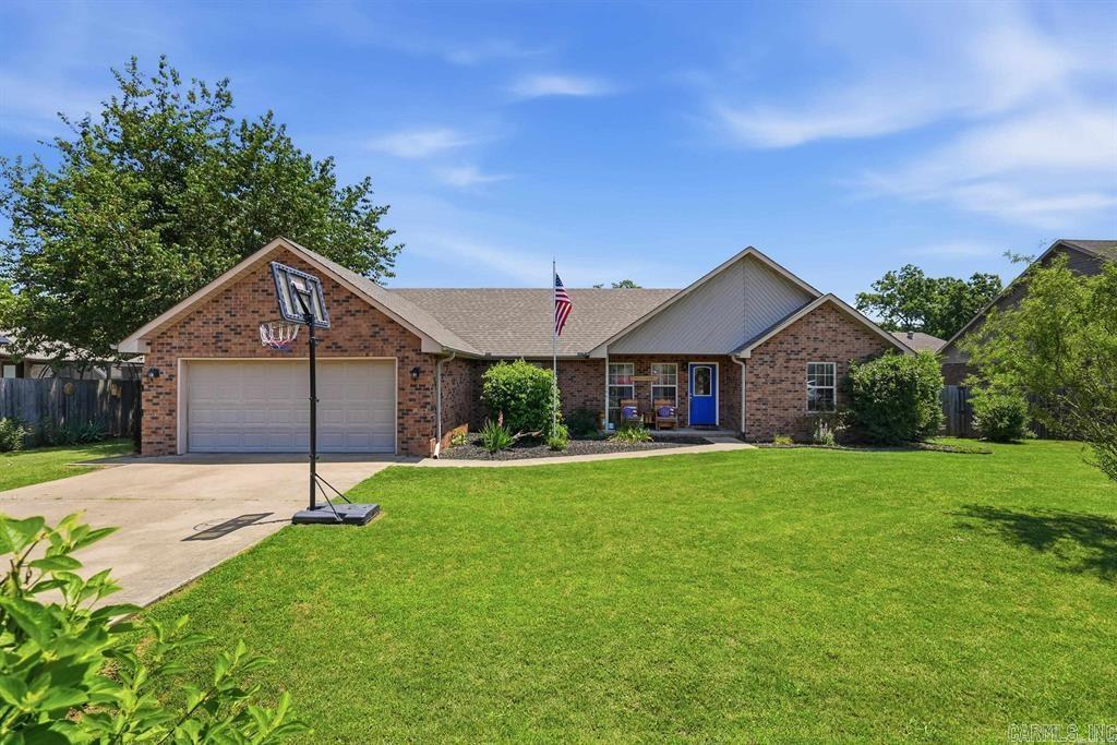 3 Joshua Circle Property Photo 1