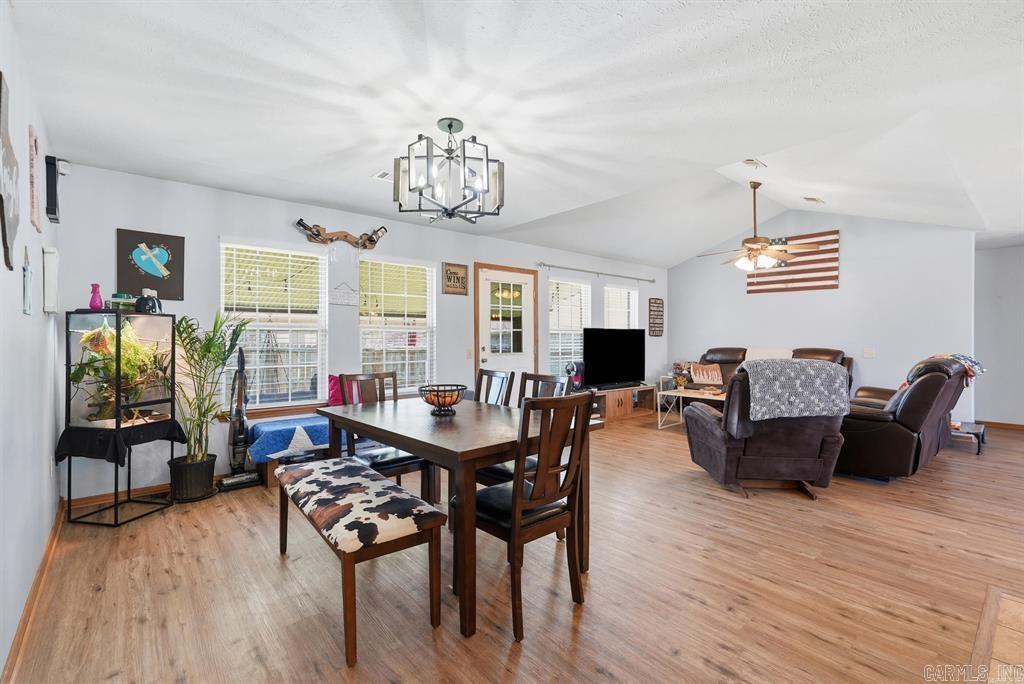 3 Joshua Circle Property Photo 5