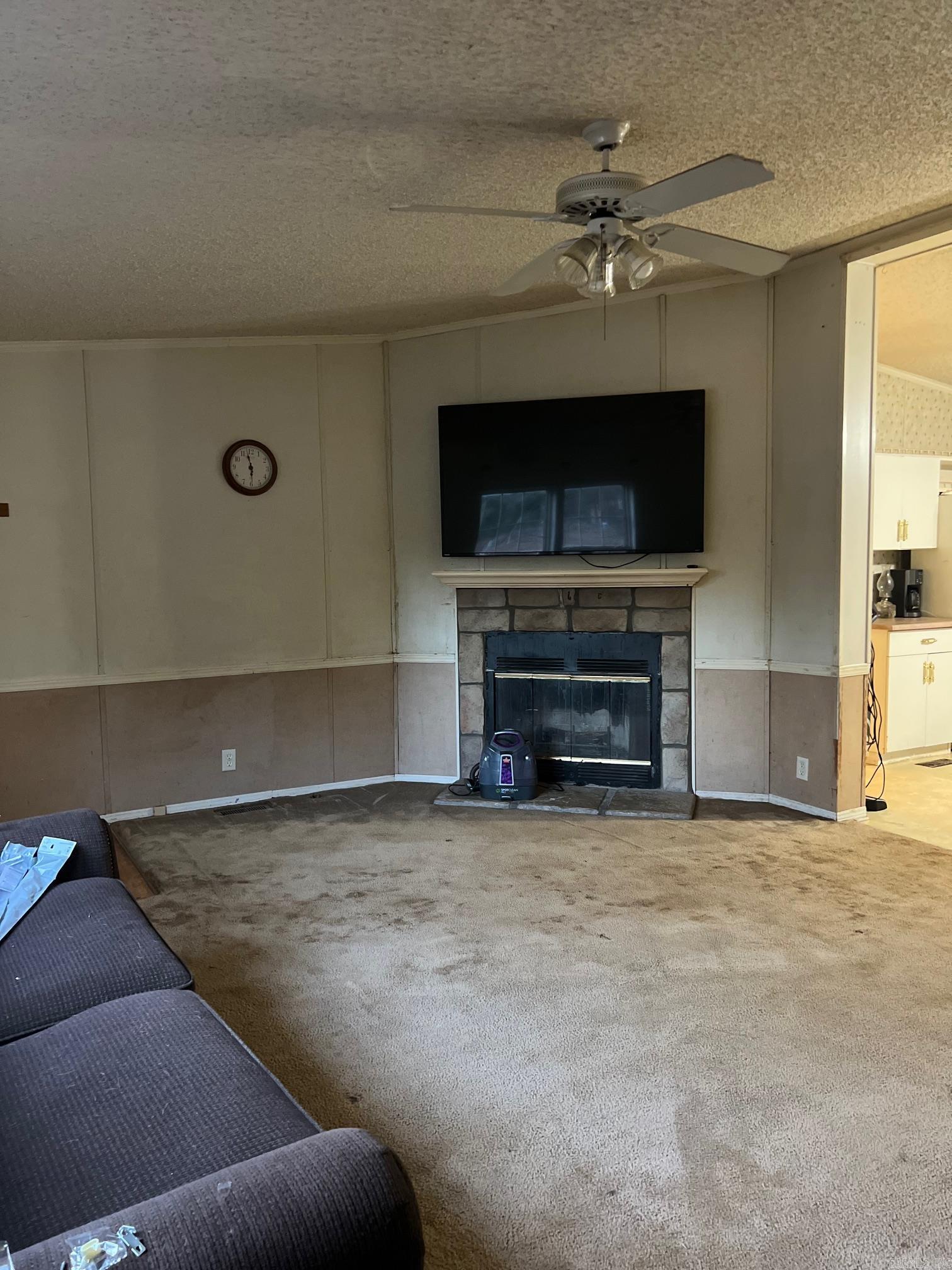 351 Grady Property Photo 6