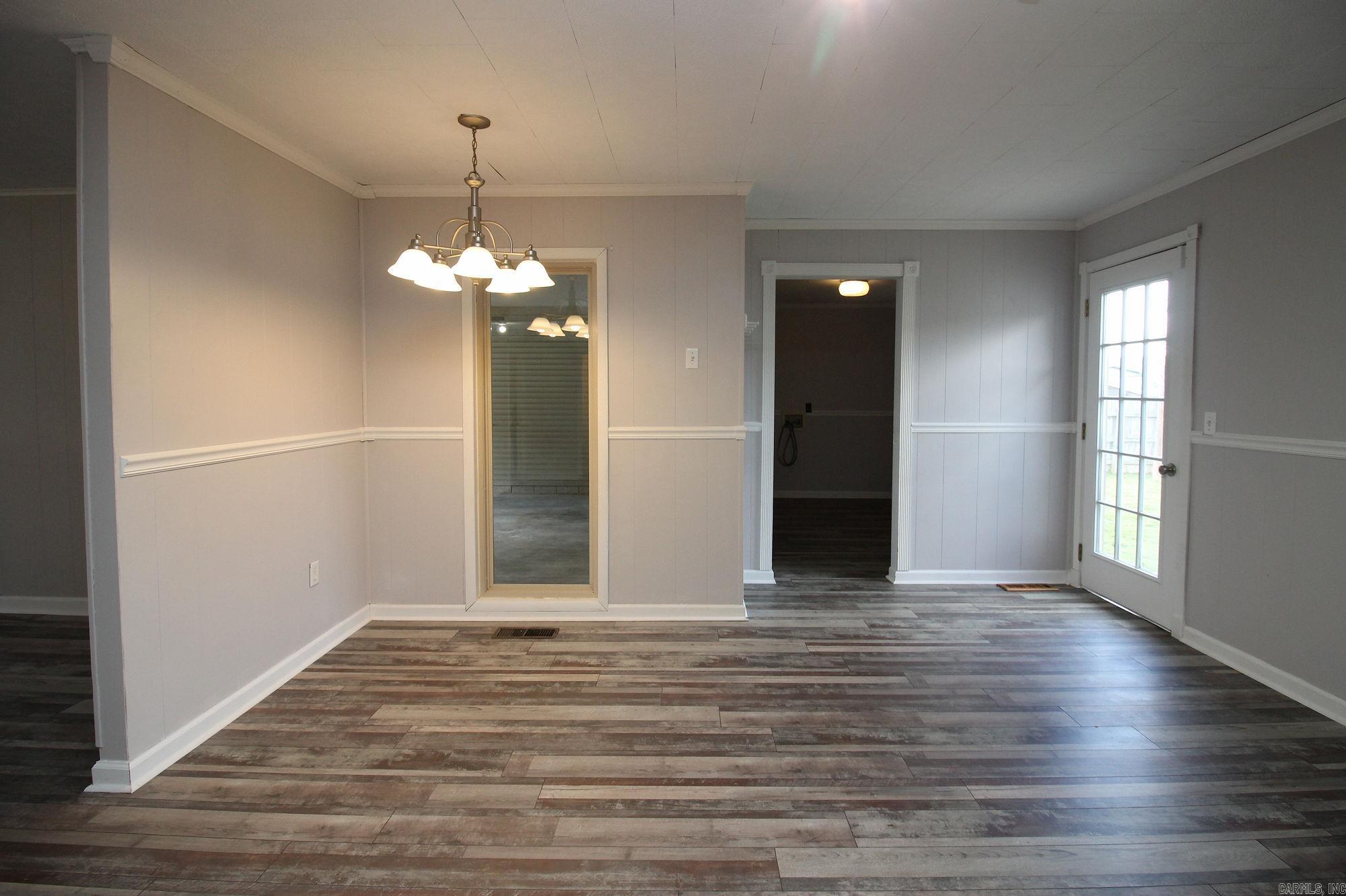 1301 Roberts Dr. Property Photo 13