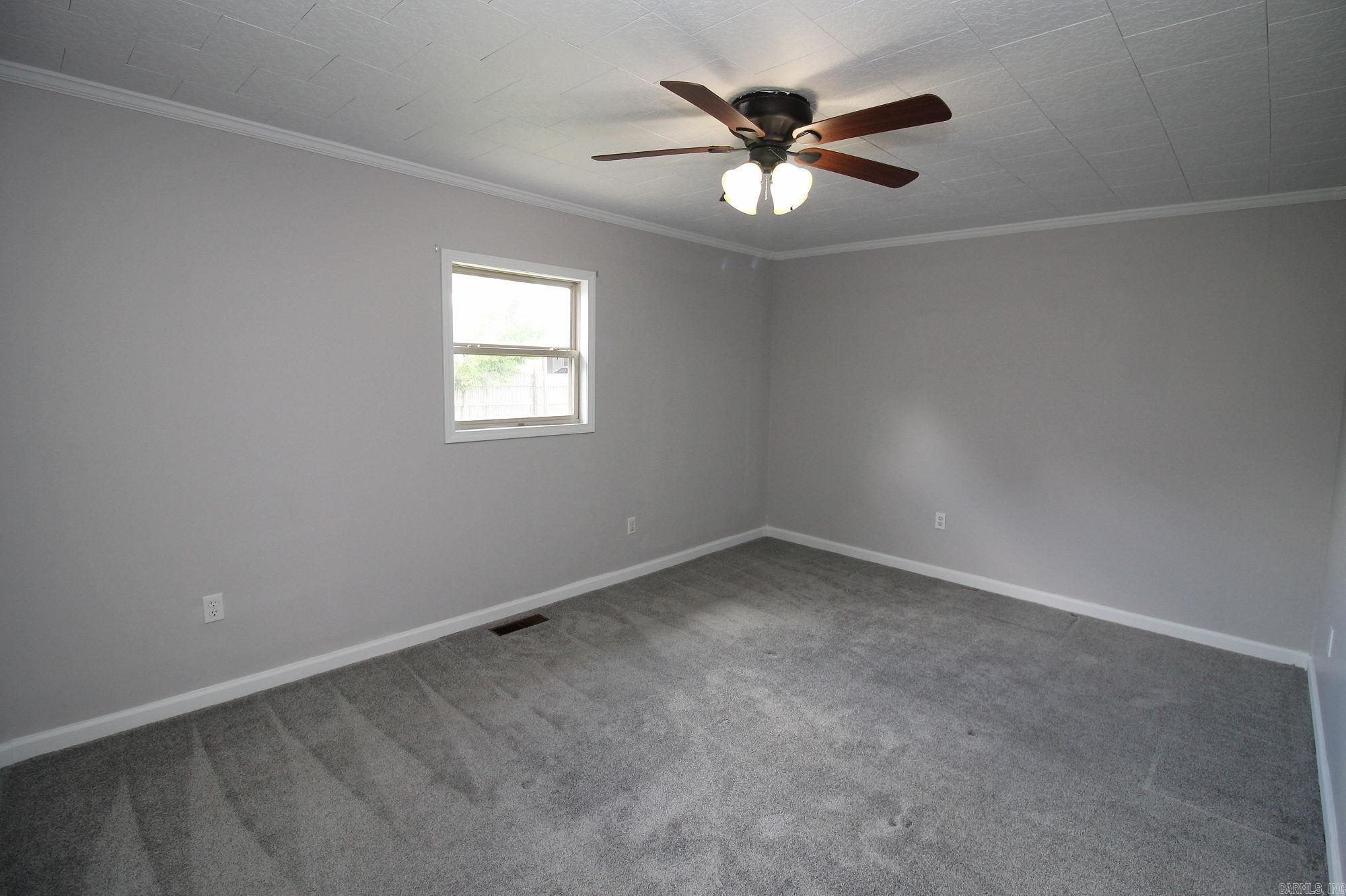 1301 Roberts Dr. Property Photo 18