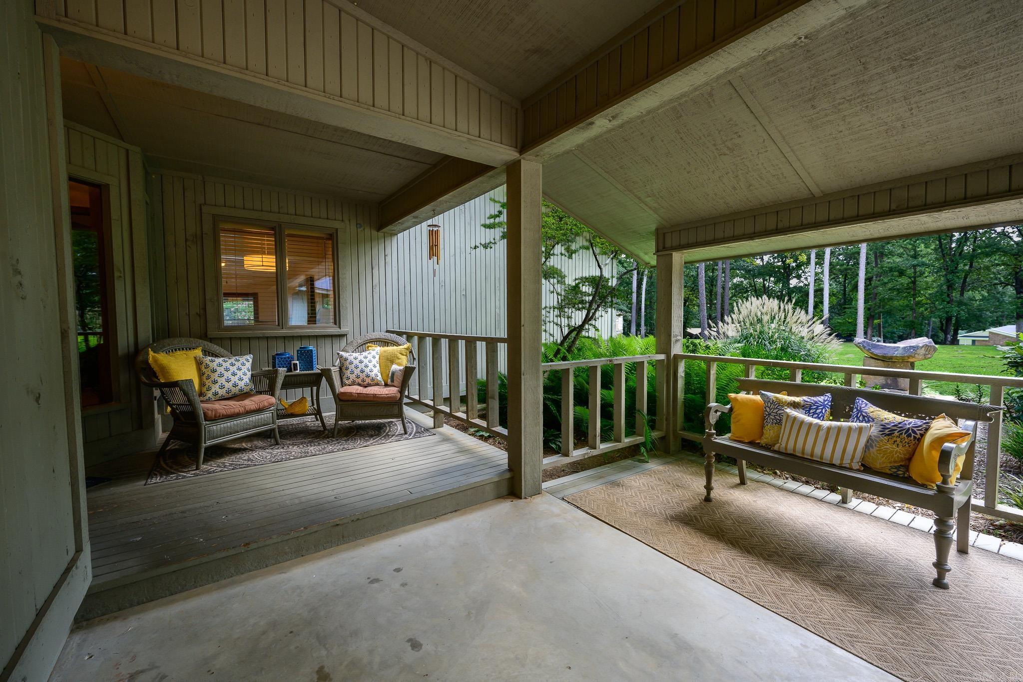 1502 S Eve St Property Photo 3