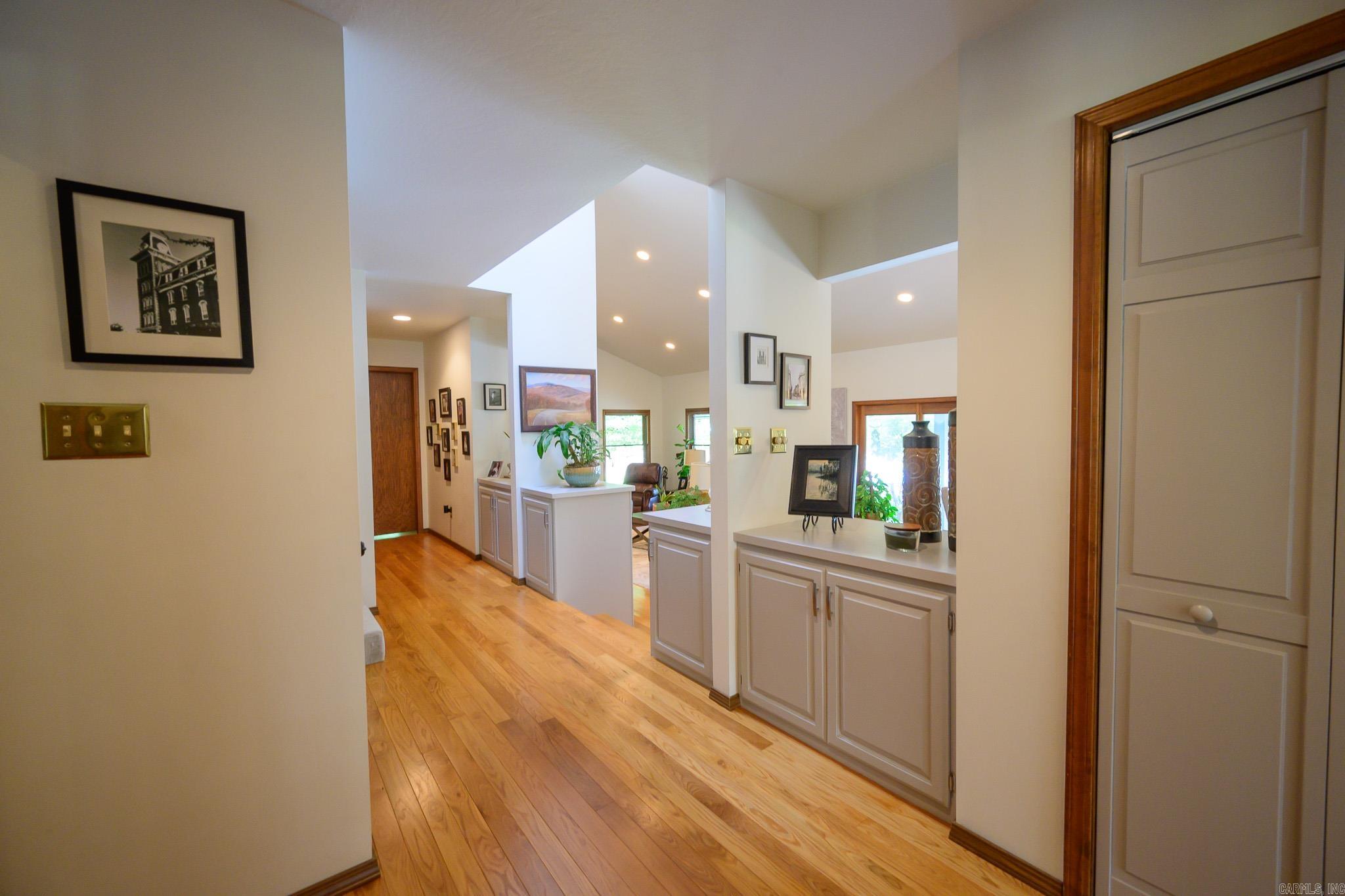 1502 S Eve St Property Photo 6