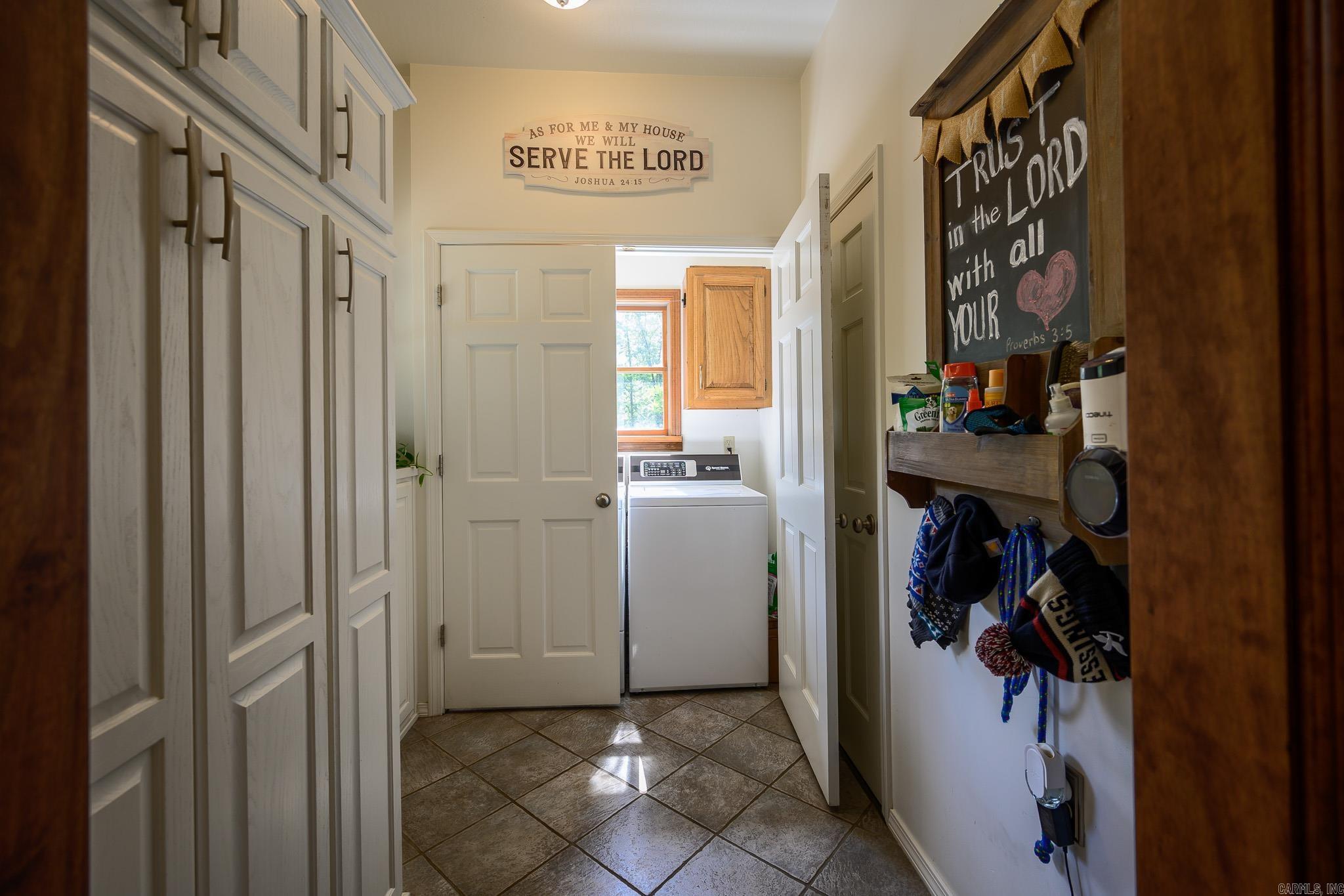 1502 S Eve St Property Photo 18