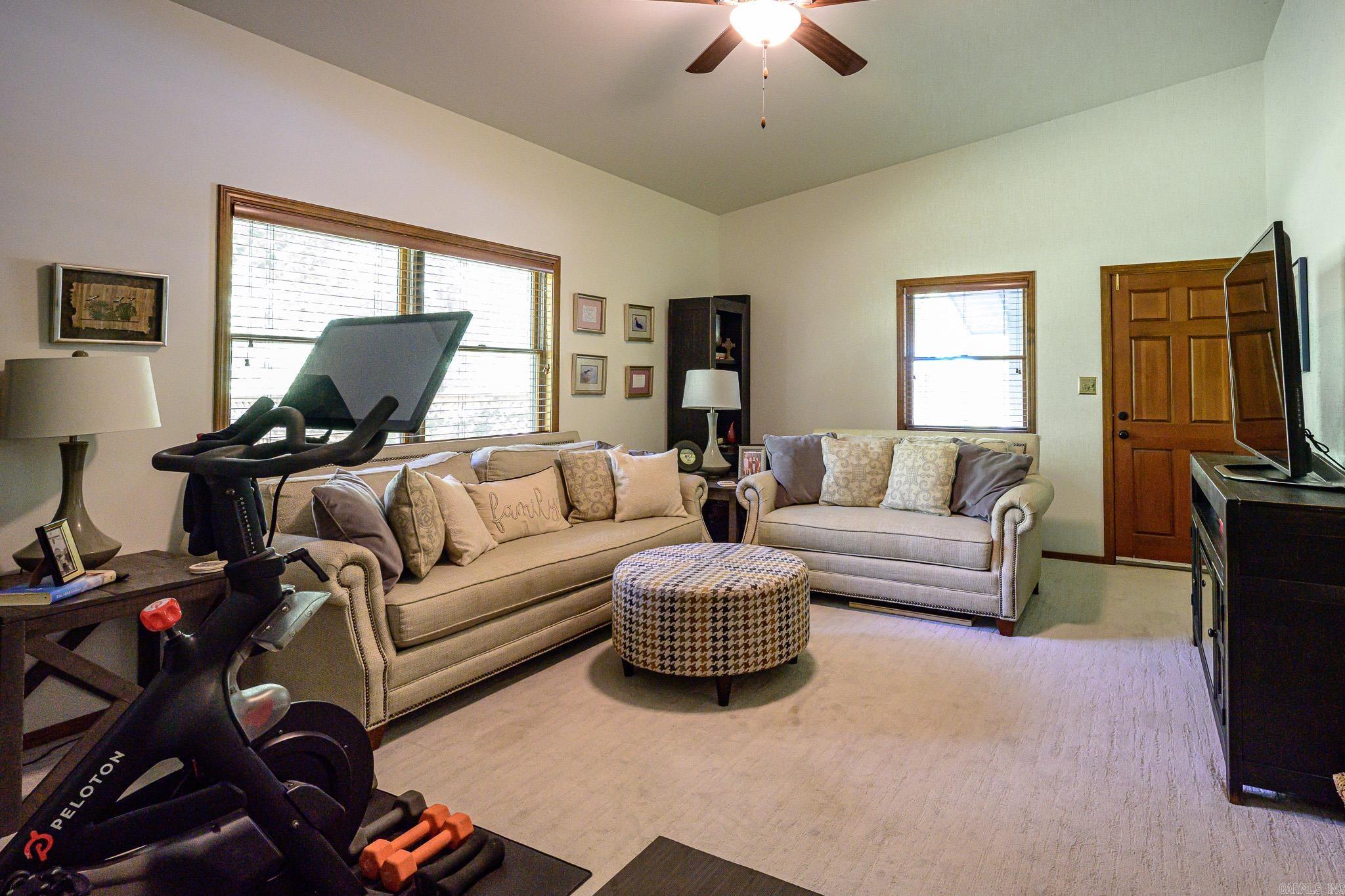 1502 S Eve St Property Photo 30