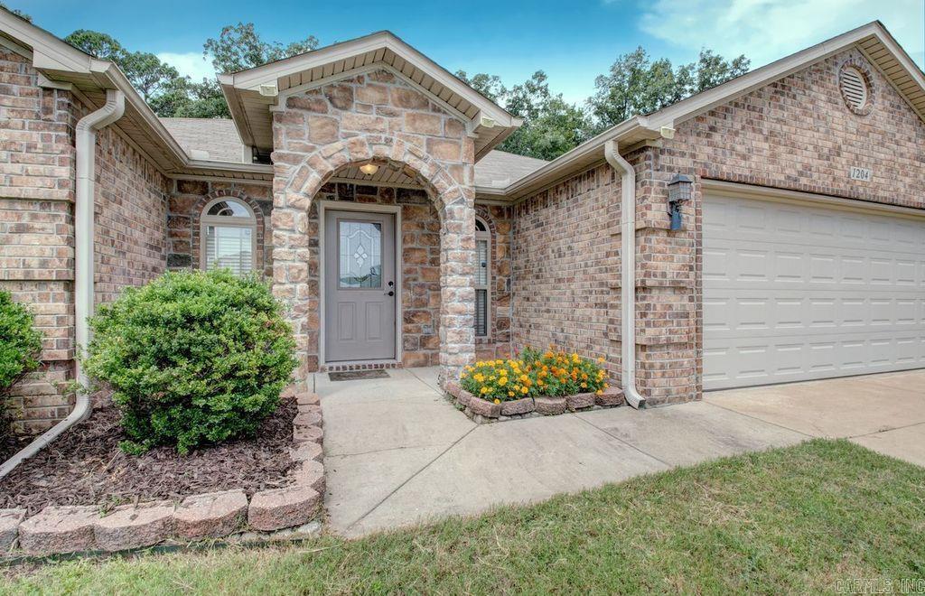 1204 Crossing Loop Property Photo 2