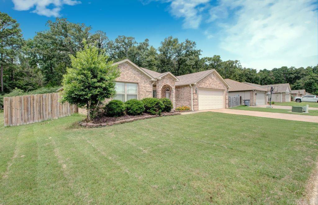 1204 Crossing Loop Property Photo 3