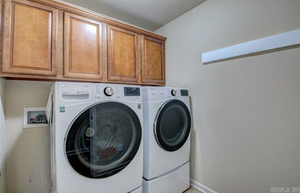 1204 Crossing Loop Property Photo 17