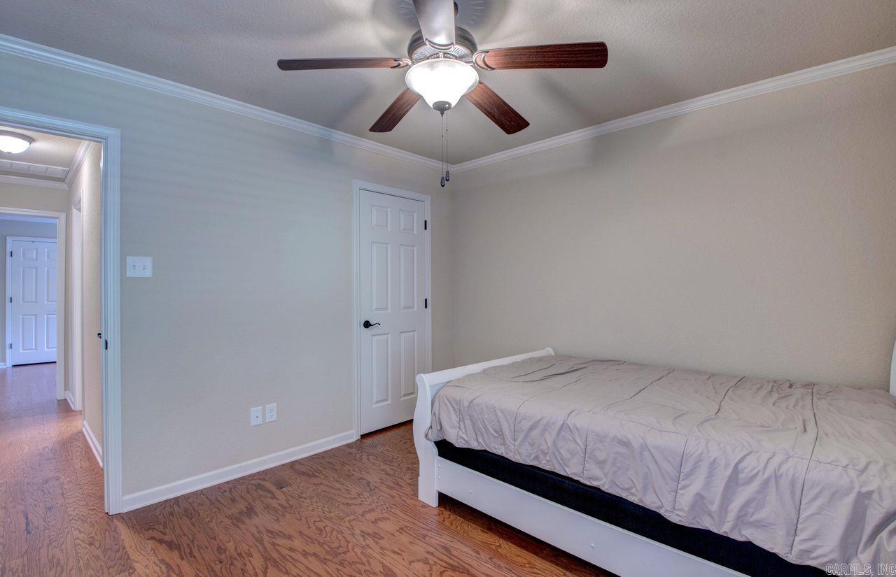1204 Crossing Loop Property Photo 25
