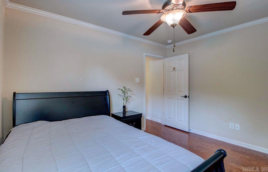 1204 Crossing Loop Property Photo 28