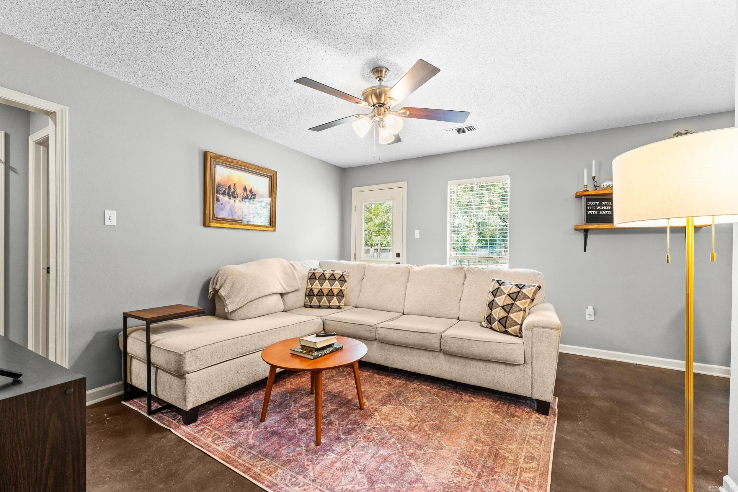 1910 Donaghey Avenue Property Photo 4