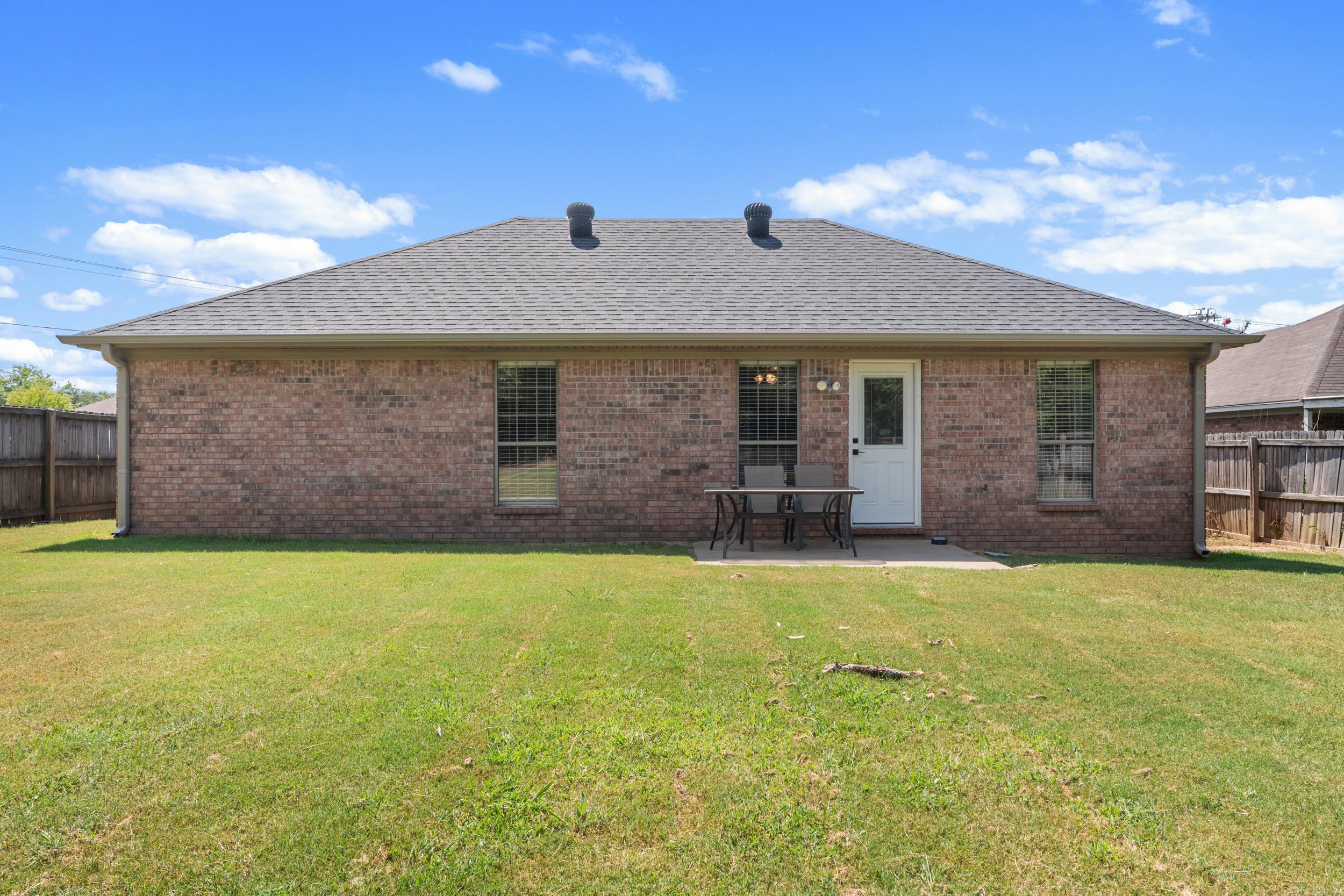 1910 Donaghey Avenue Property Photo 21