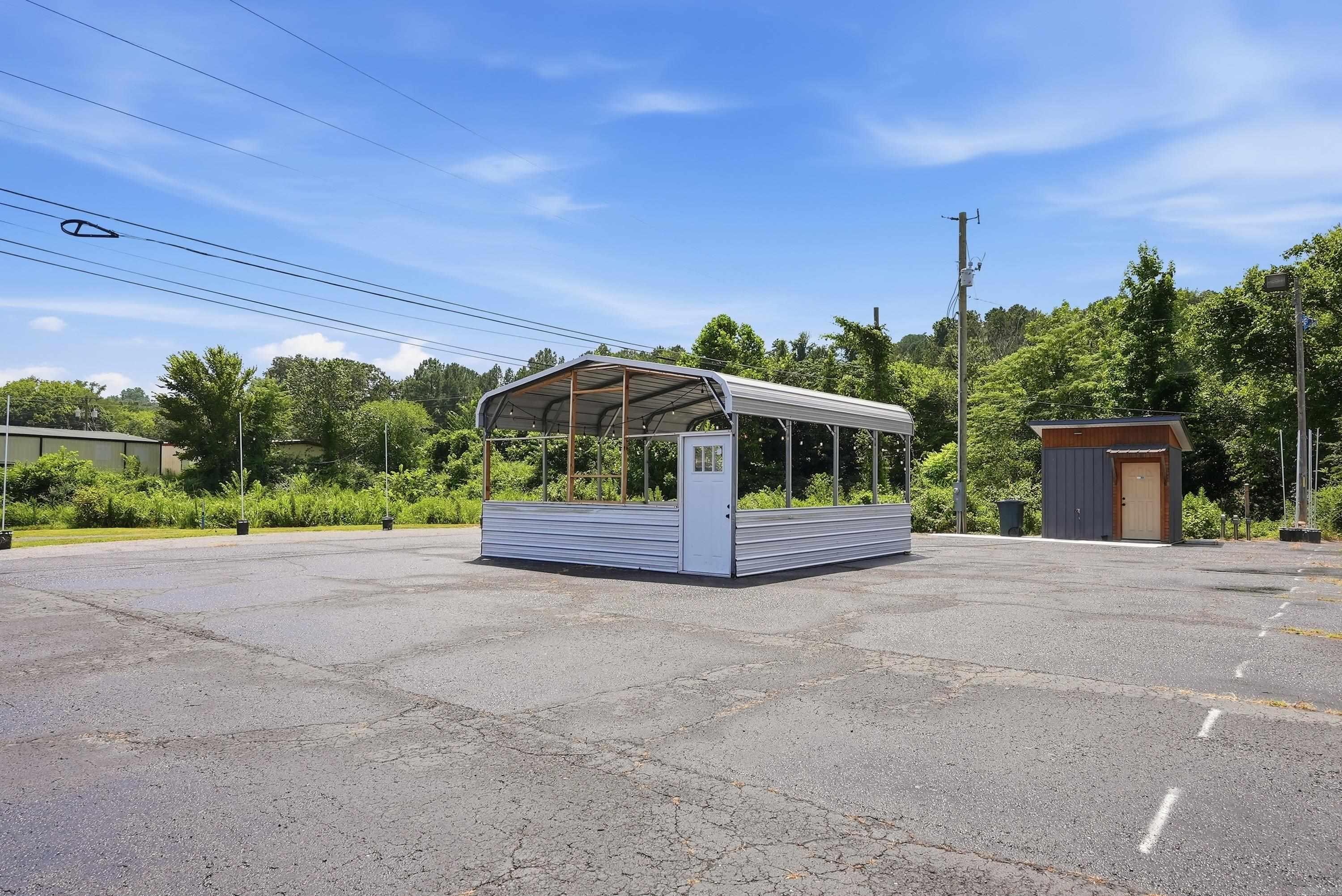 390 Ingram Street Property Photo 17