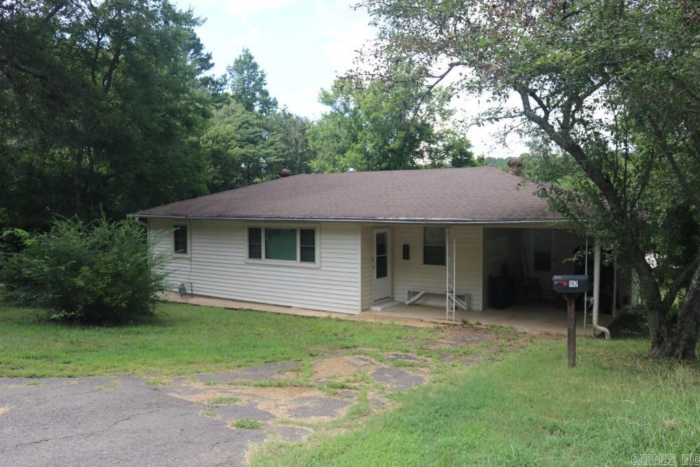 192 Oakdale Circle Property Photo 2