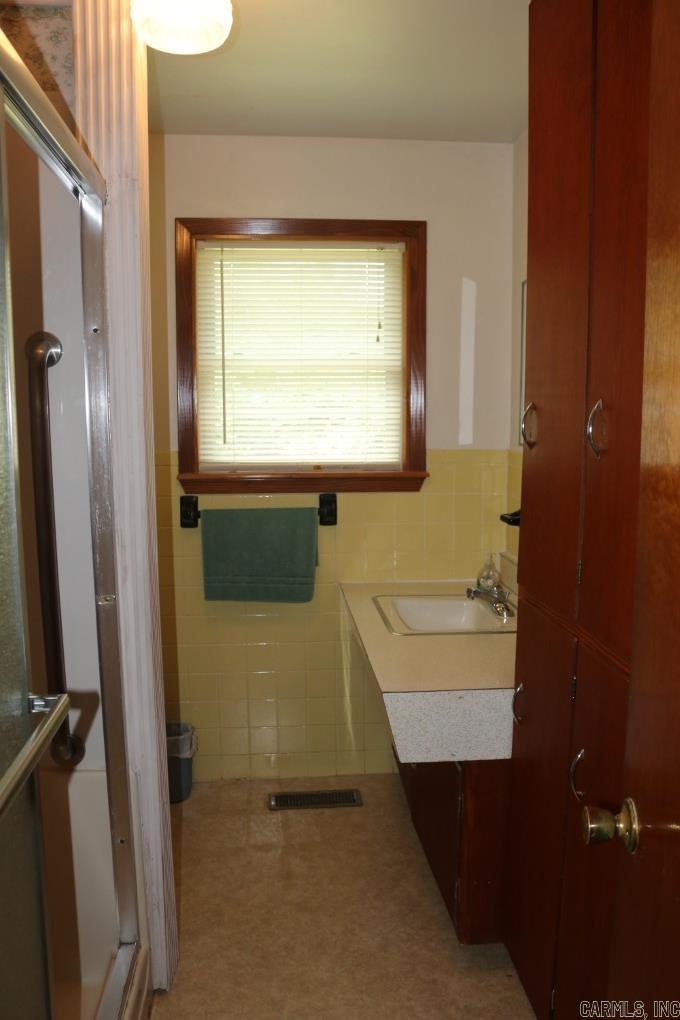 192 Oakdale Circle Property Photo 18