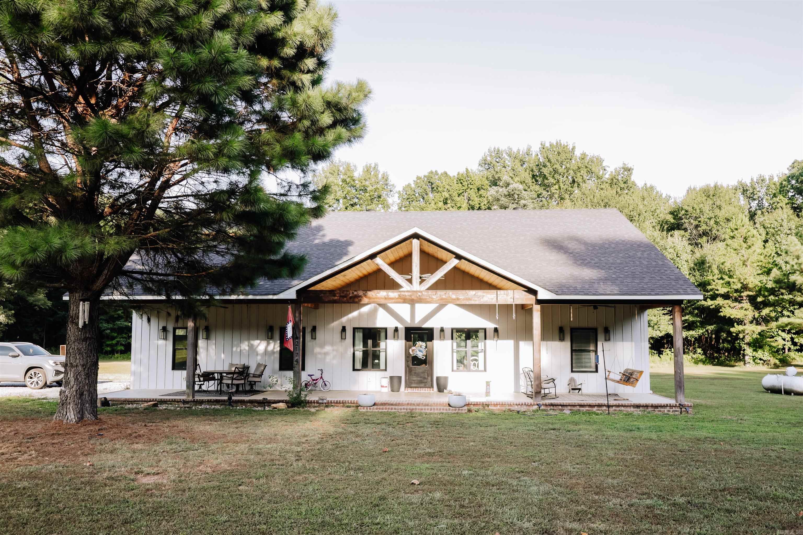 2174 Highway 163 Property Photo 1
