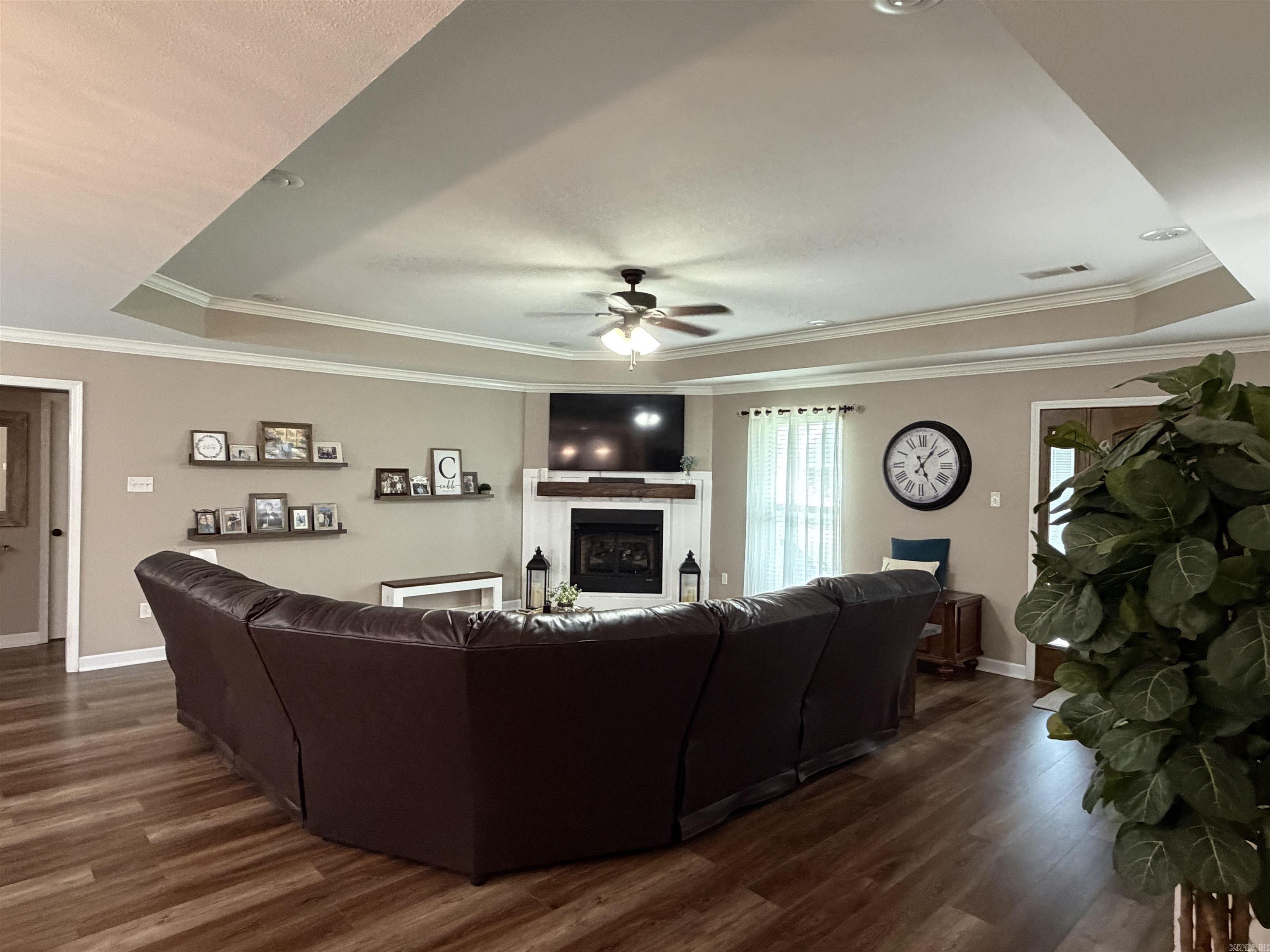 361 Regal Oaks Circle Property Photo 10