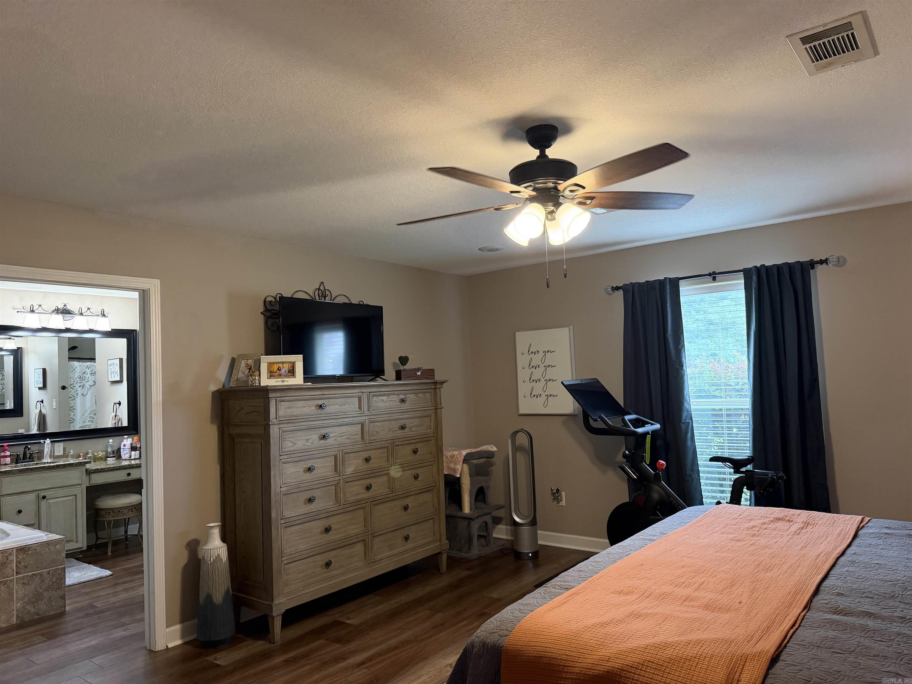 361 Regal Oaks Circle Property Photo 15