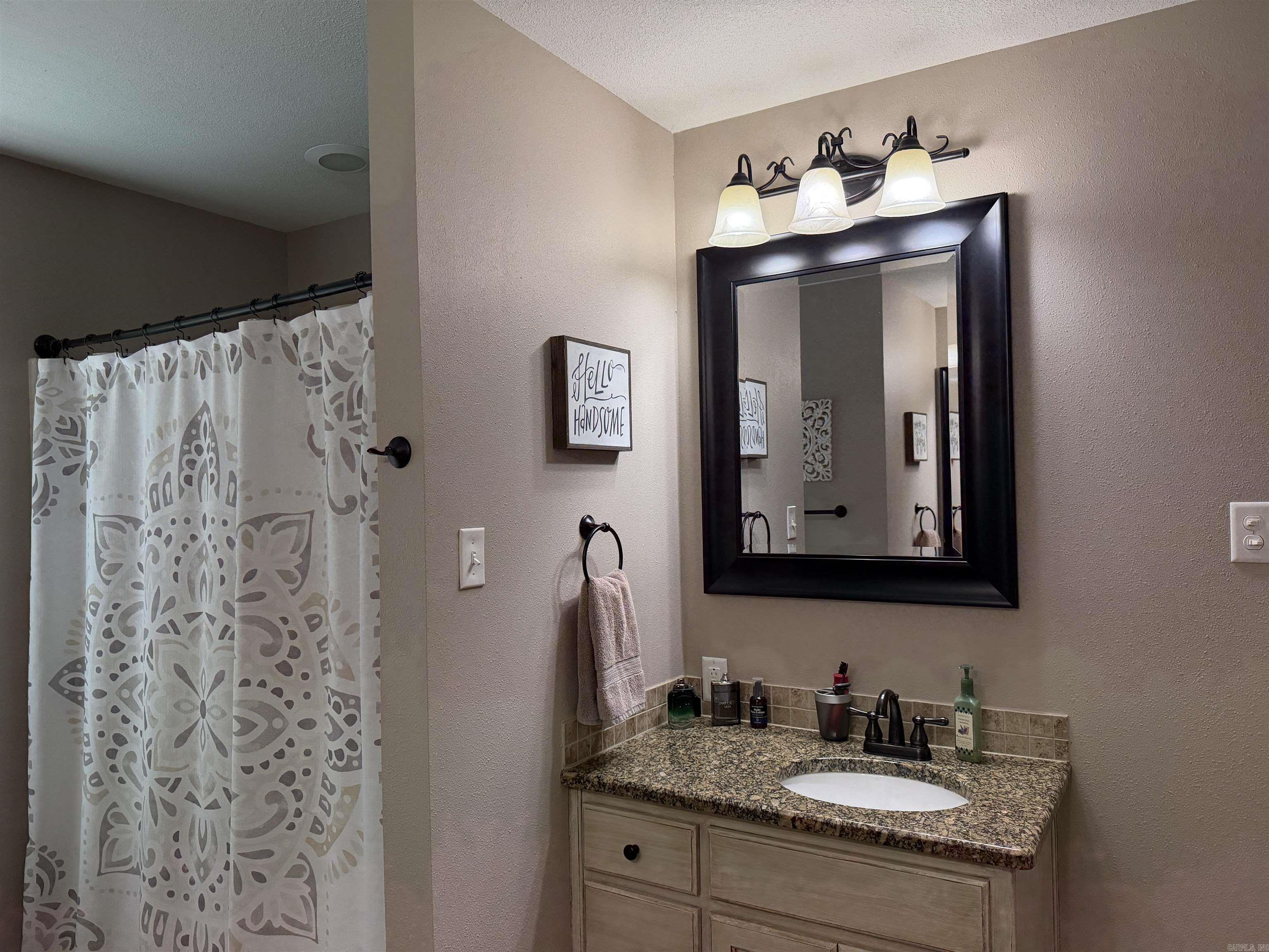 361 Regal Oaks Circle Property Photo 17
