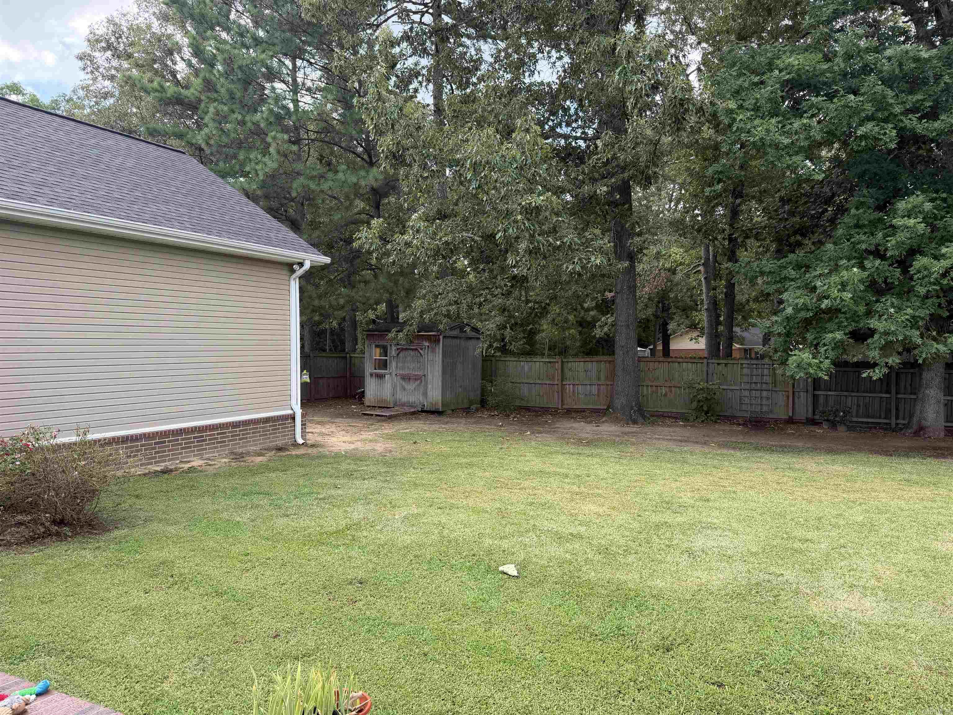 361 Regal Oaks Circle Property Photo 32